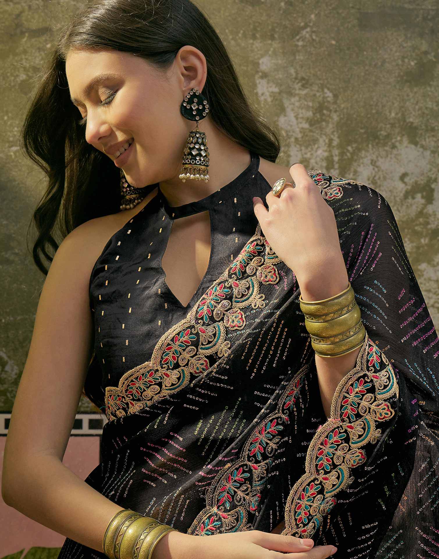 Black Chiffon Bandhani Printed Embroidery Saree - Image 2