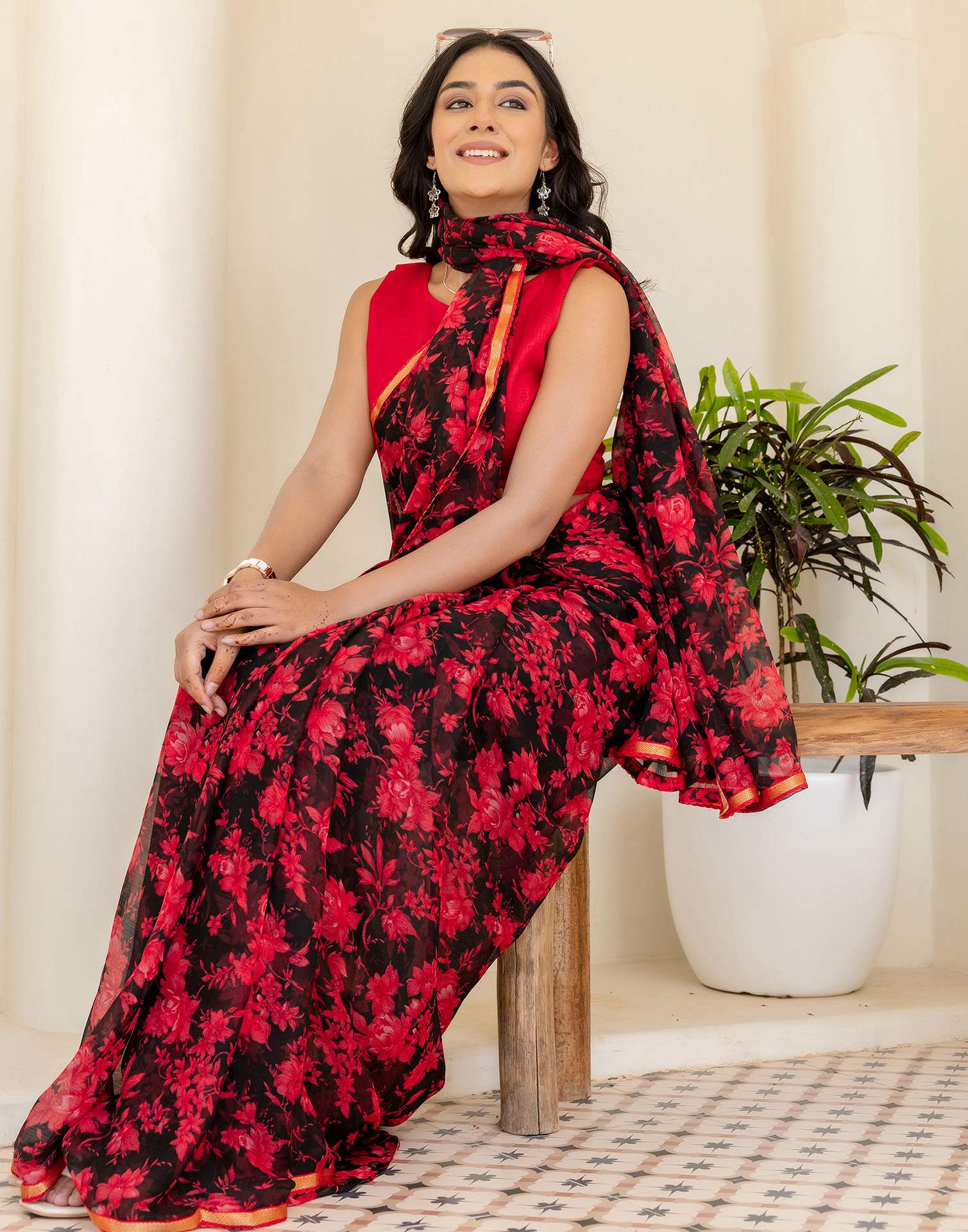 Black Chiffon Floral Printed Saree - Image 7
