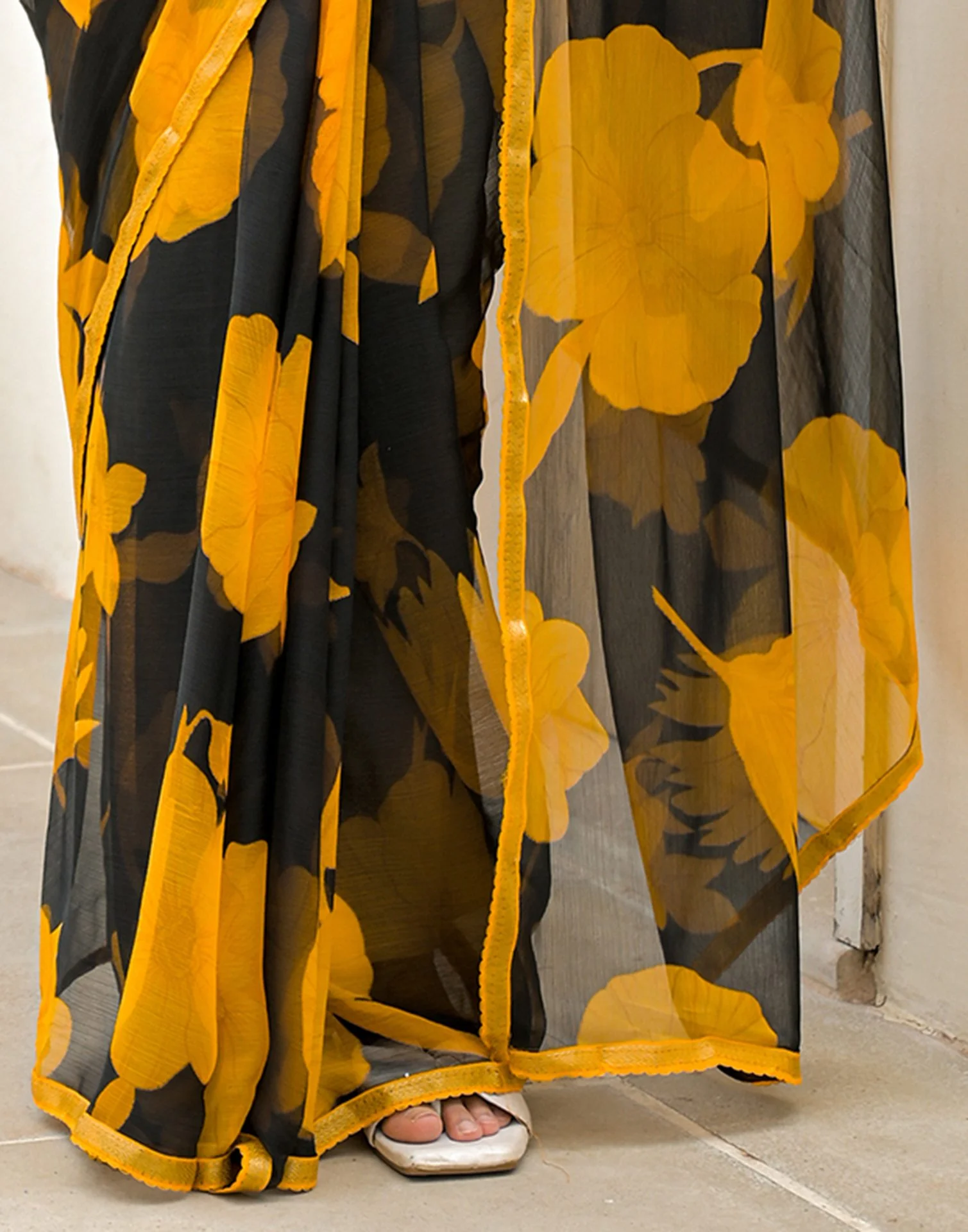 Black Chiffon Printed Saree - Image 9
