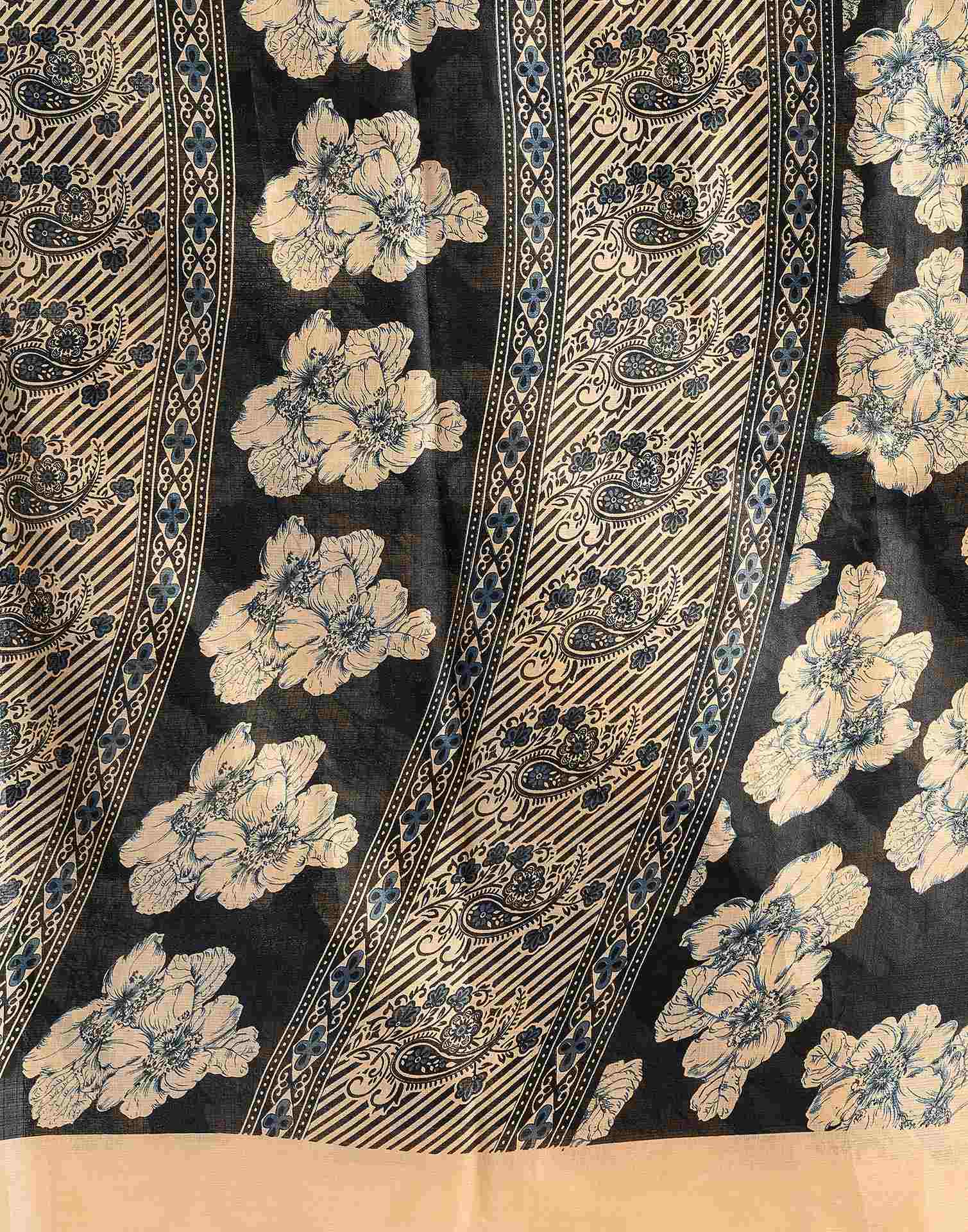 Black Cotton Floral Printed Saree - Image 7