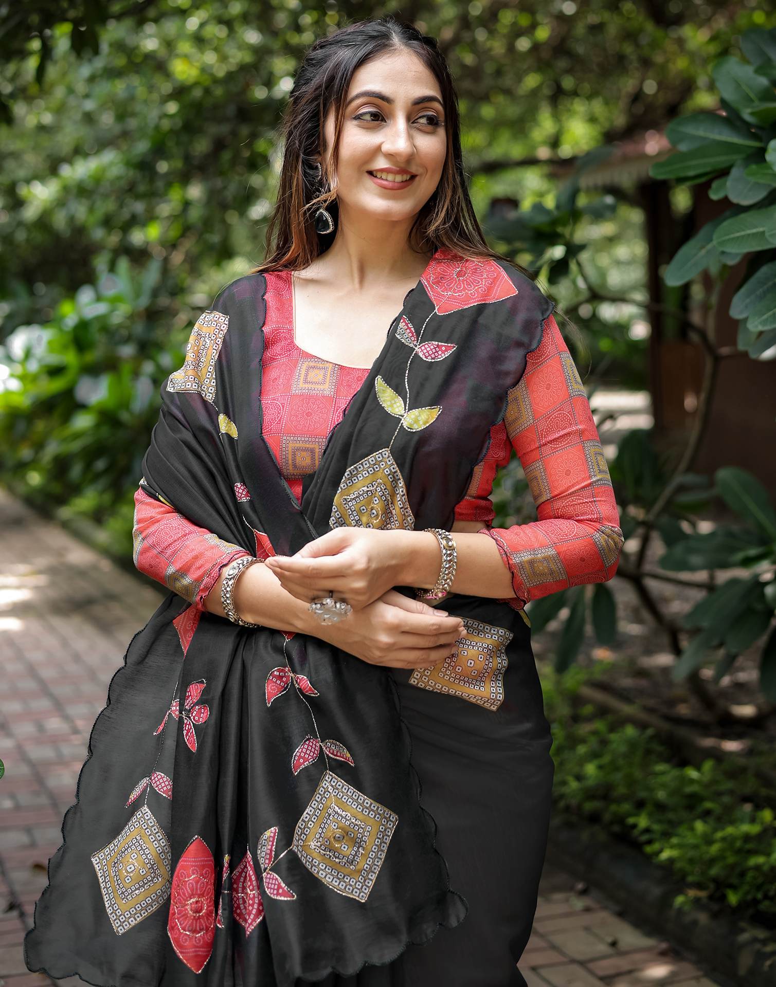 Black Cotton Printed Saree - Image 2