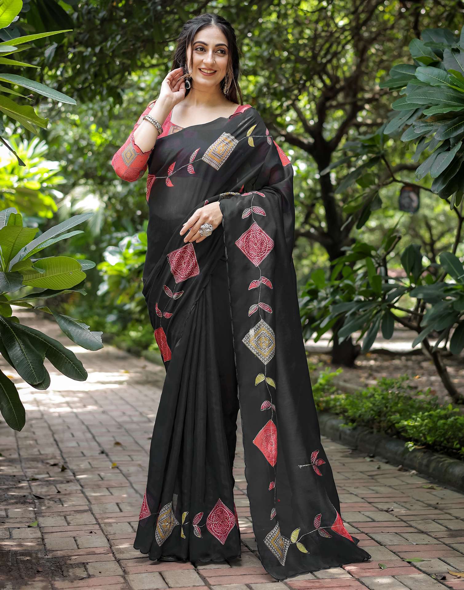Black Cotton Printed Saree - Image 7