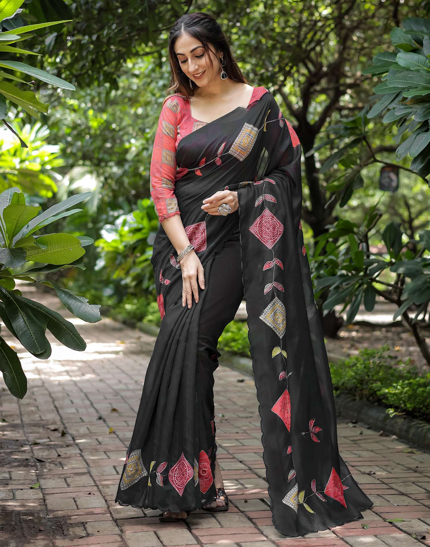 Black Cotton Printed Saree - Image 8