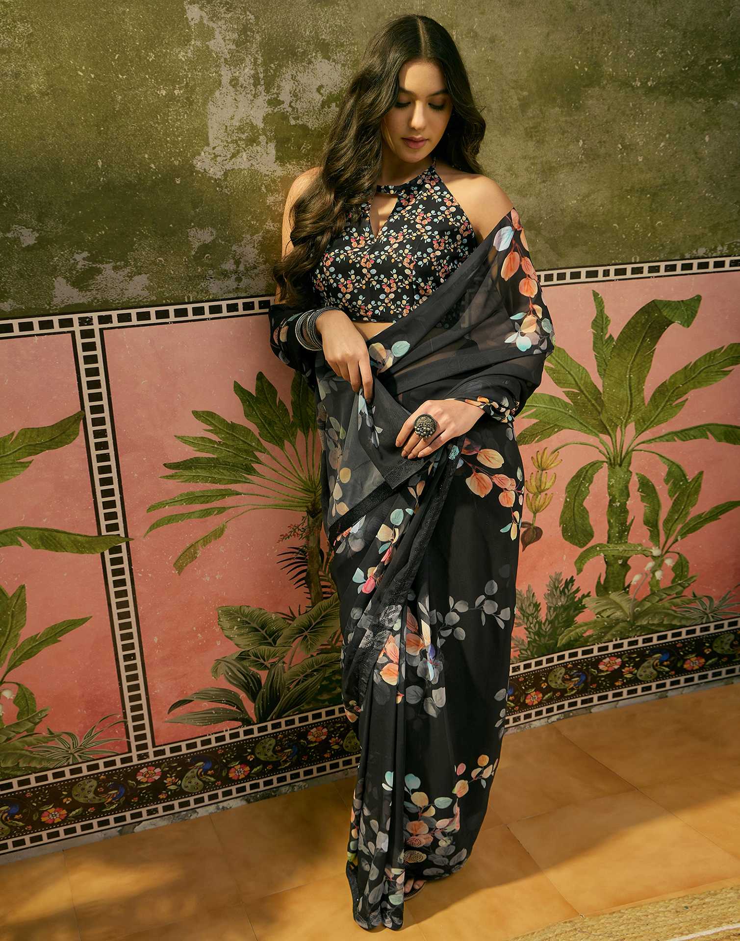 Black Georgette Floral Printed Saree - Image 6