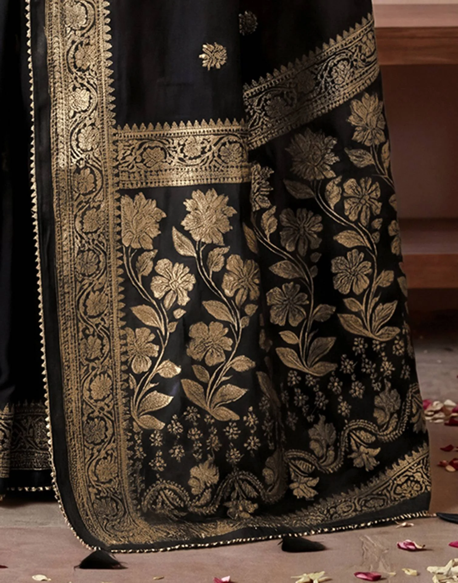 Black Georgette Foil Printed Saree - Image 9