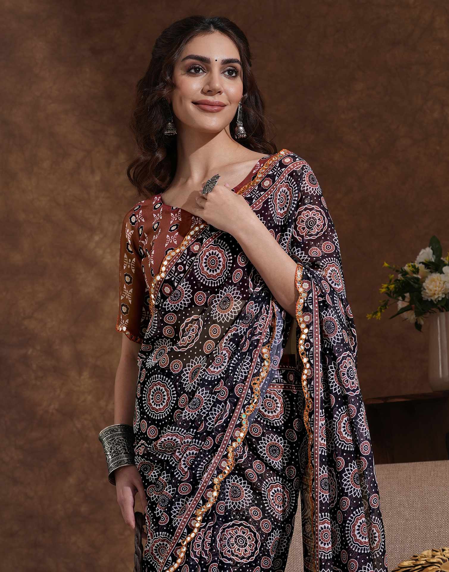 Black Georgette Printed Saree - Image 2