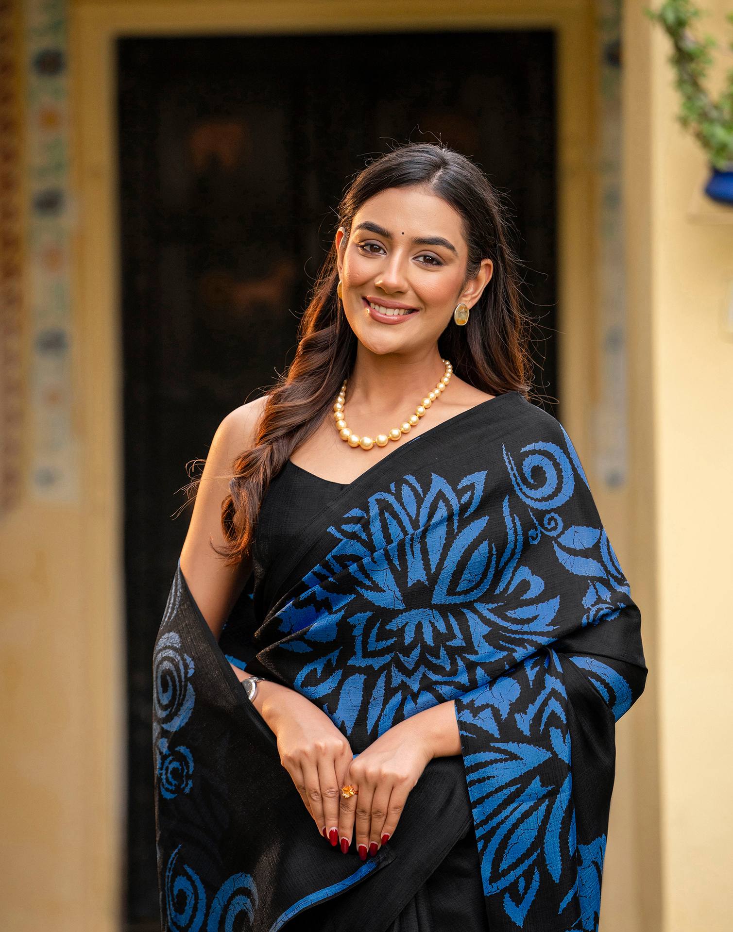 Black Khadi Floral Printed Saree - Image 2