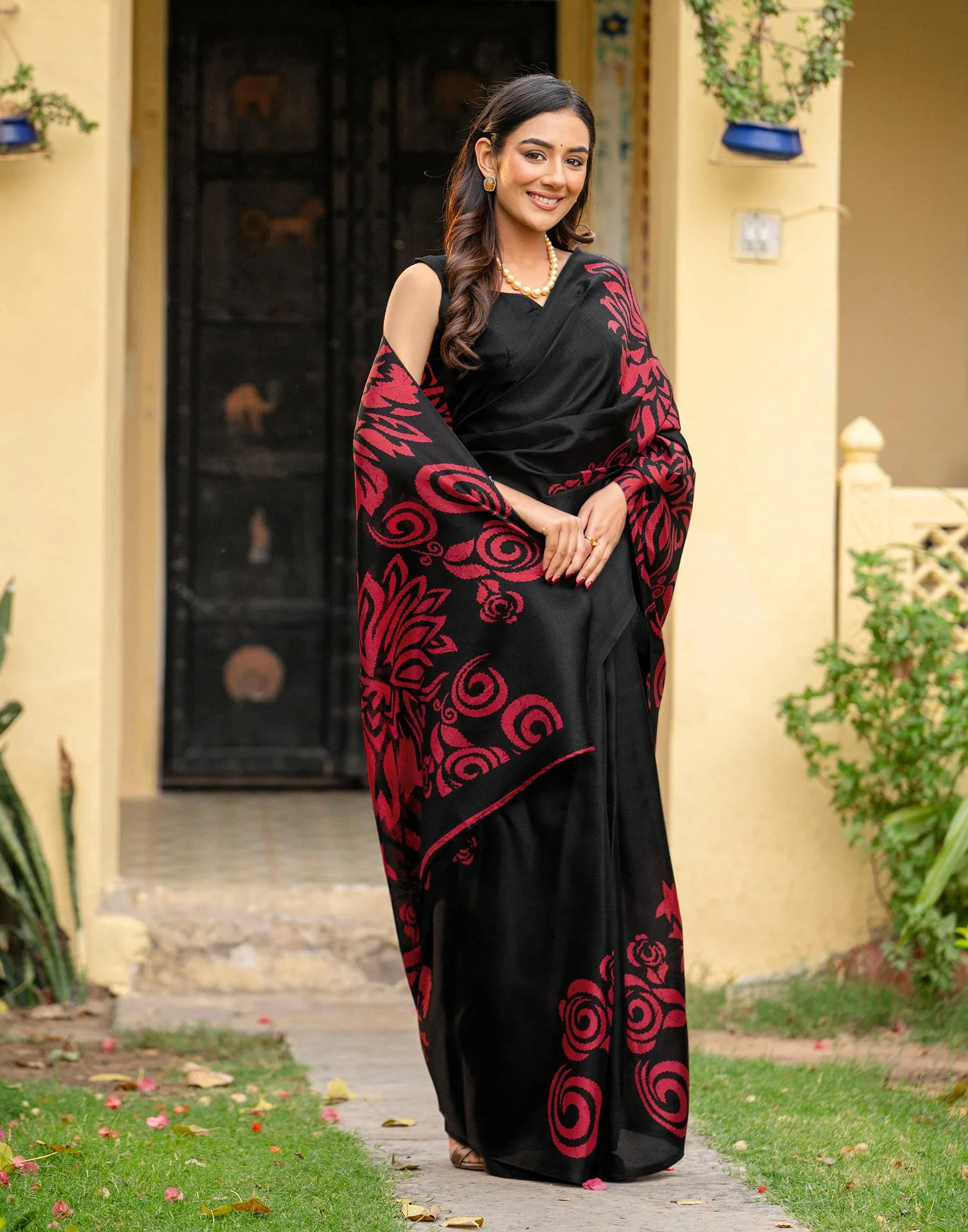 Black Khadi Floral Printed Saree - Image 5