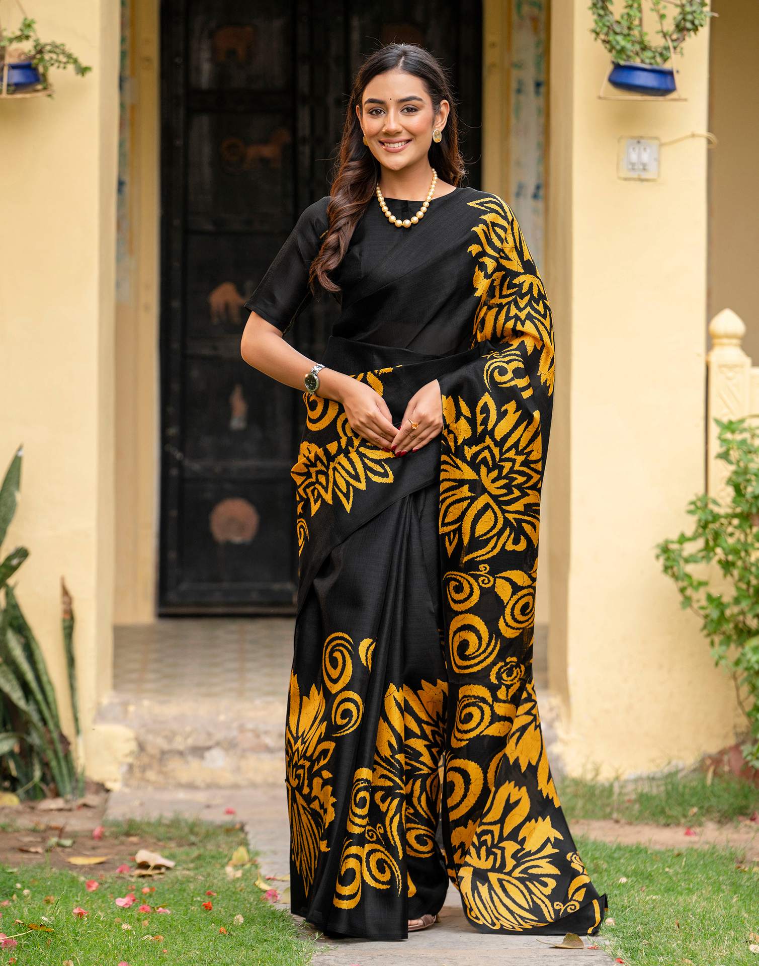 Black Khadi Floral Printed Saree - Image 2
