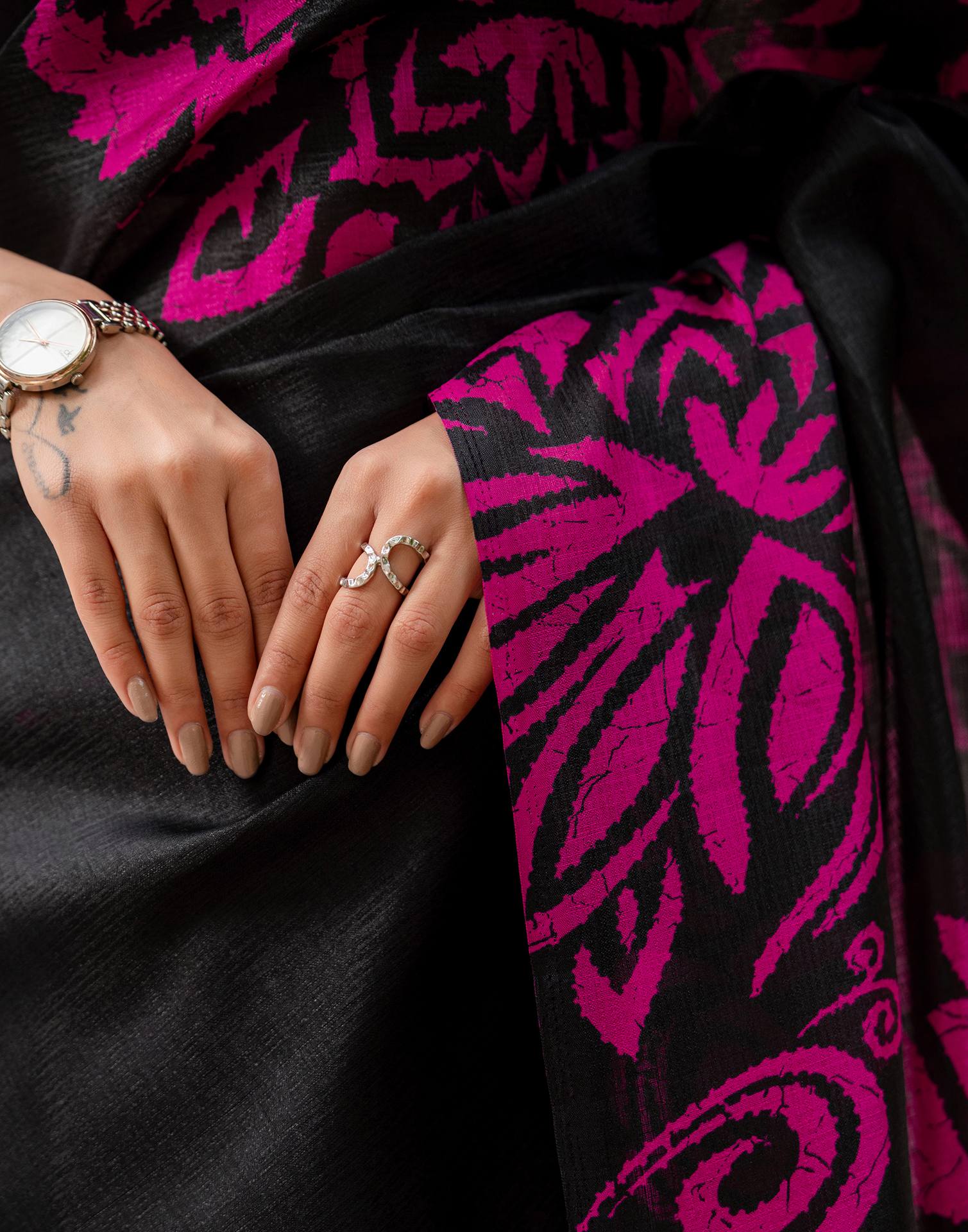 Black Khadi Floral Printed Saree - Image 10