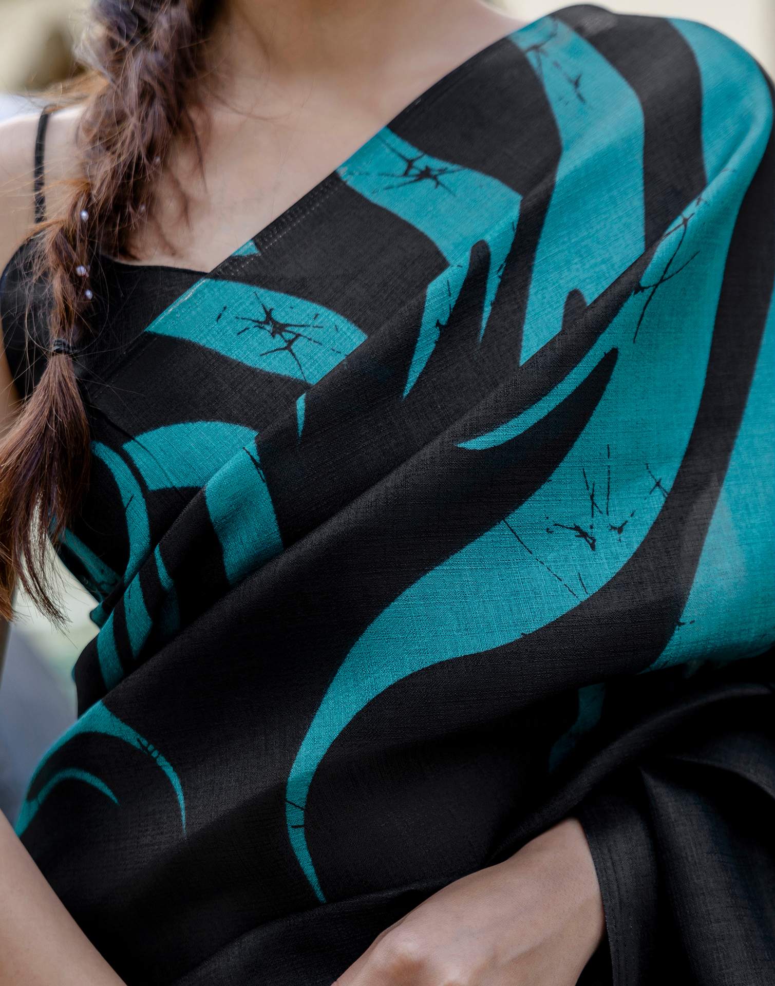 Black Khadi Printed Saree - Image 10
