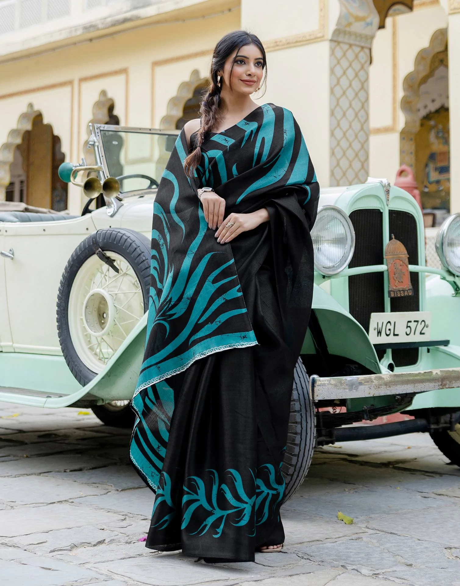 Black Khadi Printed Saree - Image 7