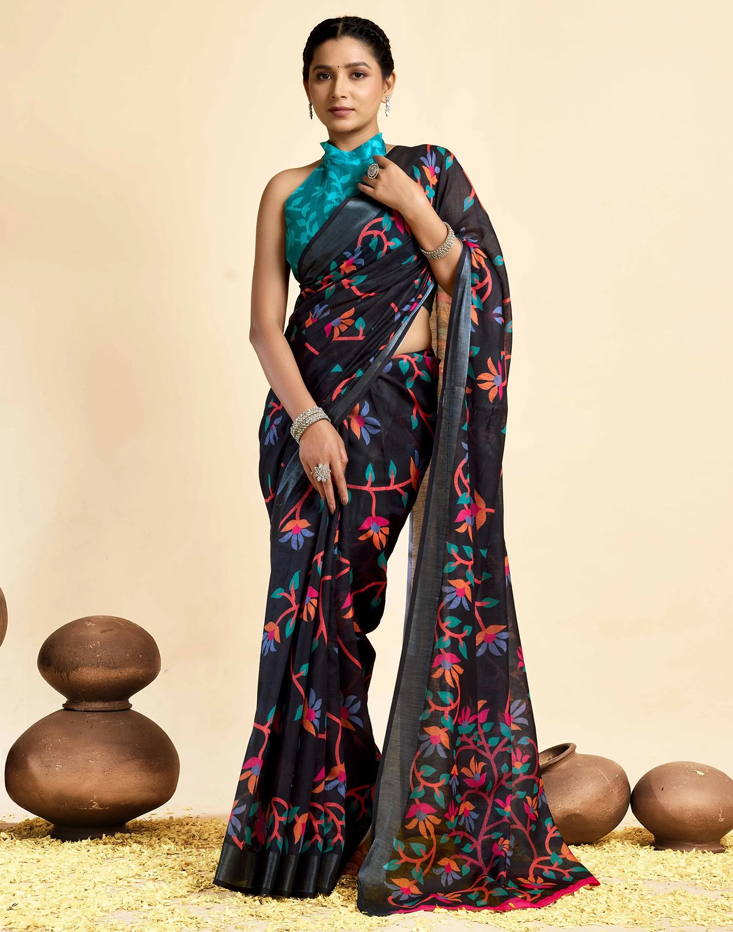Black Linen Floral Printed Saree - Image 5