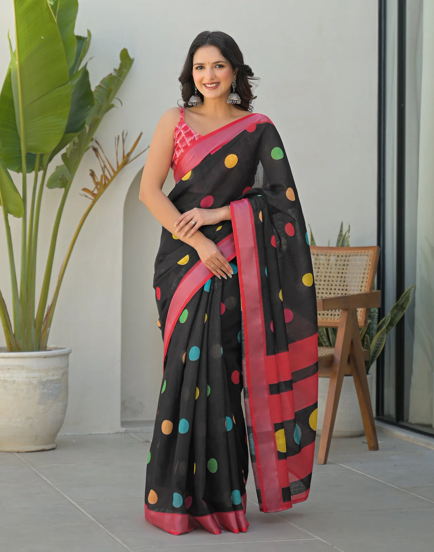 Black Linen Printed Saree - Image 5