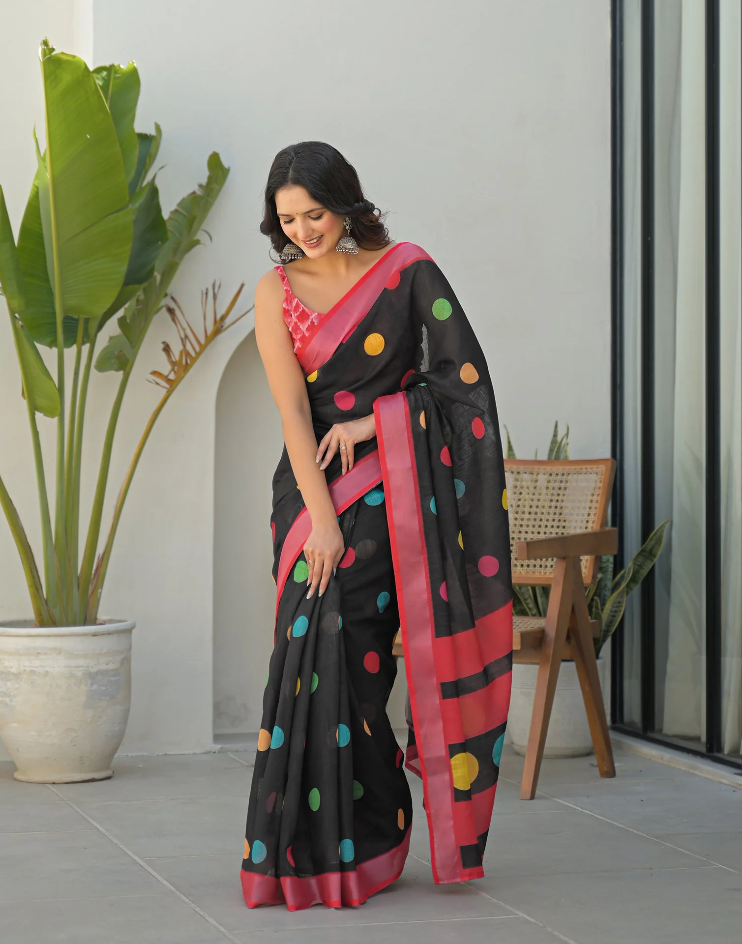 Black Linen Printed Saree - Image 6