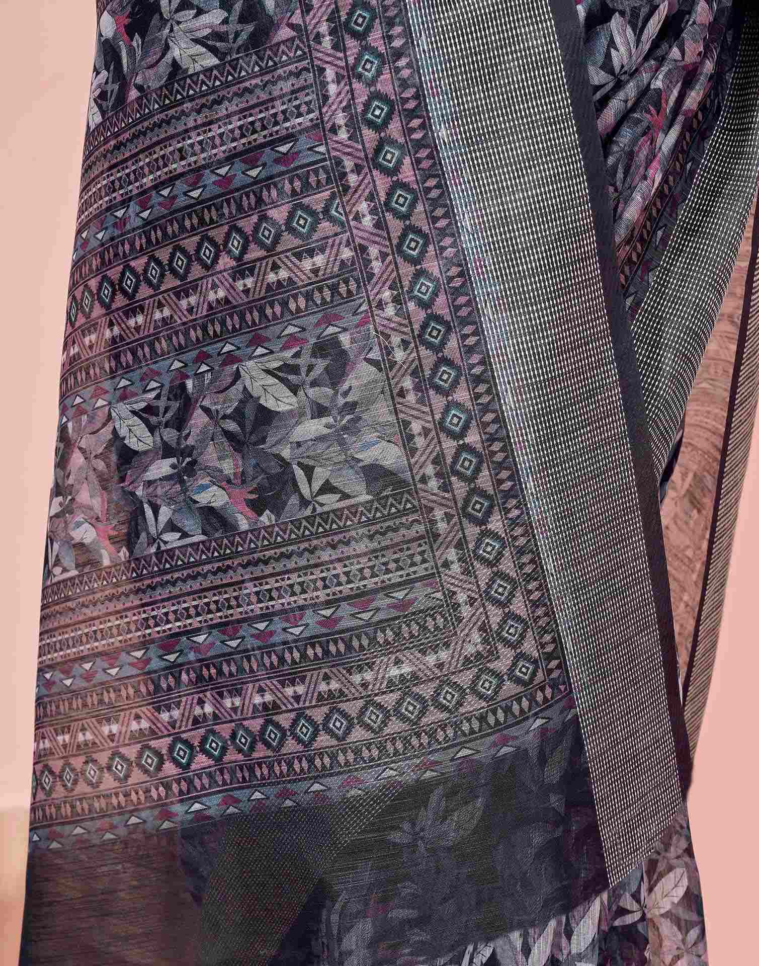 Black Linen Printed Saree - Image 10