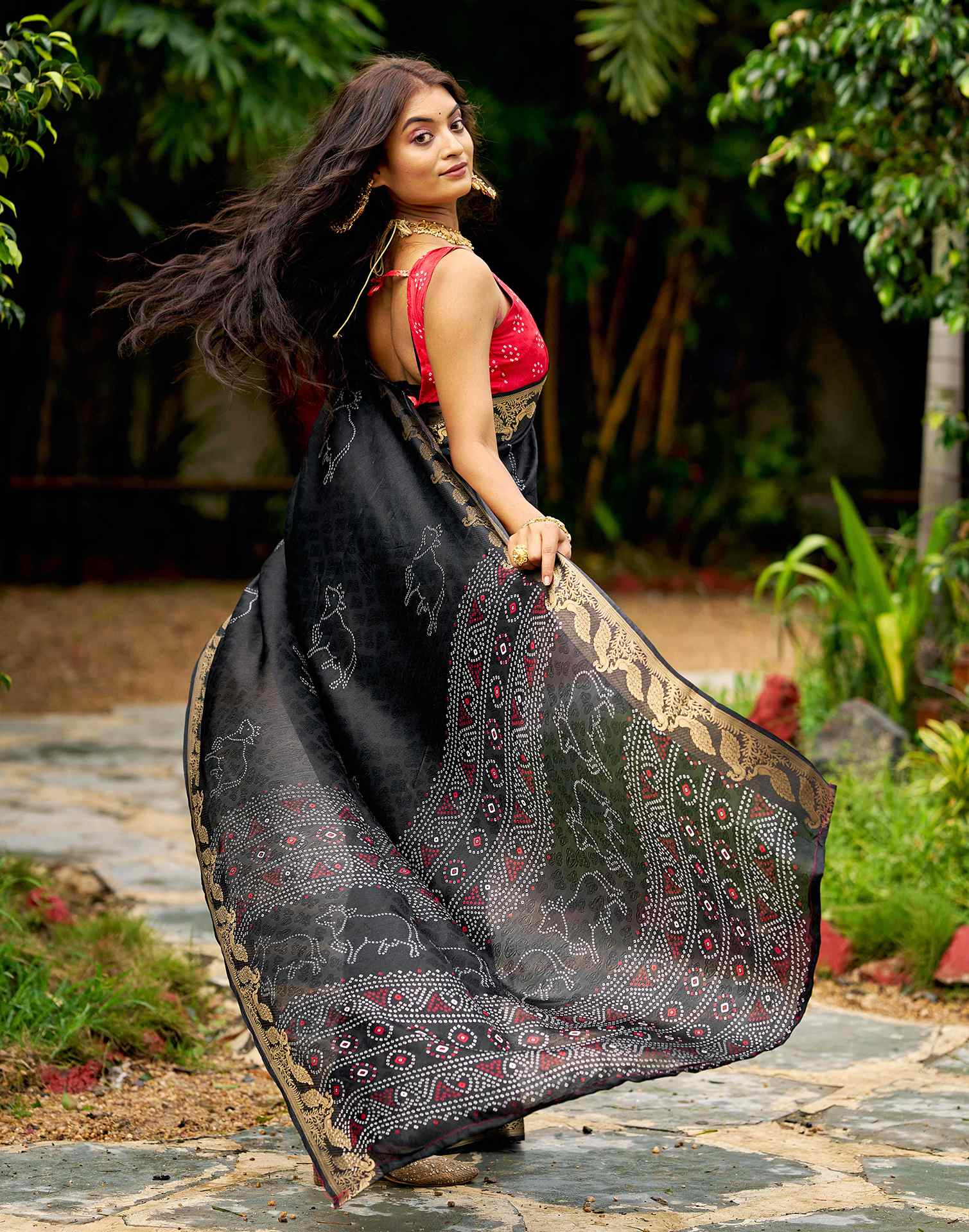 Black Silk Bandhani Printed Saree - Image 6