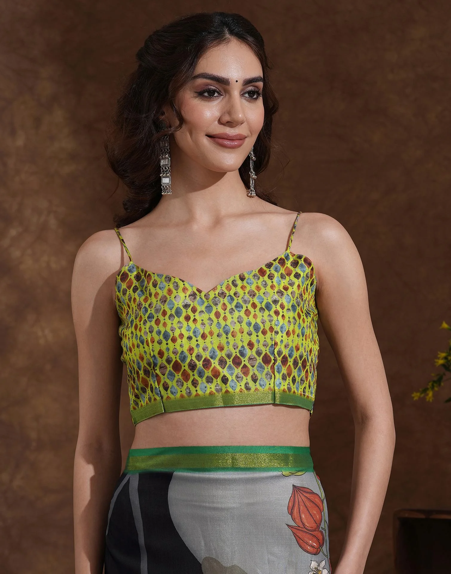 Black Silk Floral Printed Saree - Image 7