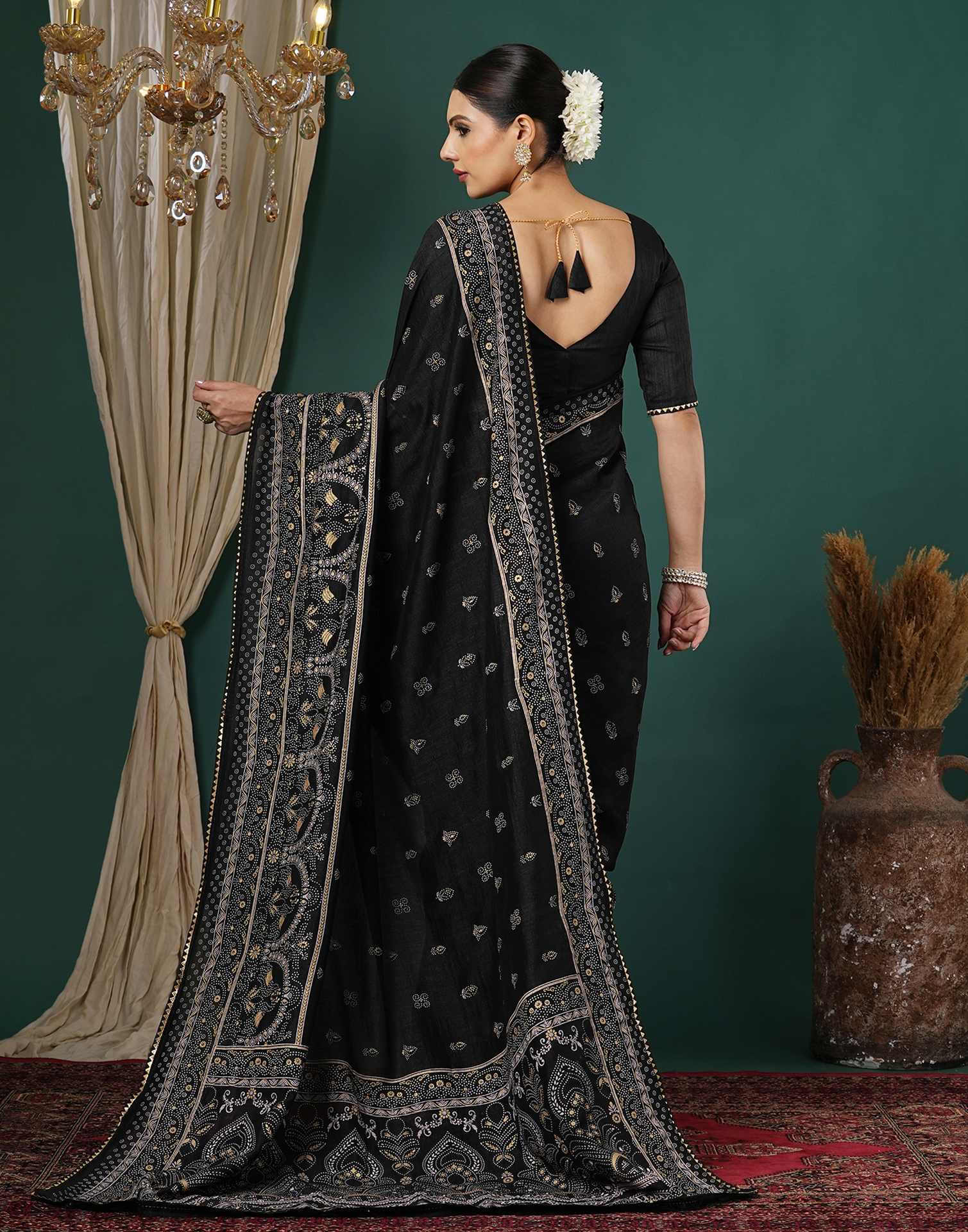 Black Silk Printed Saree - Image 7