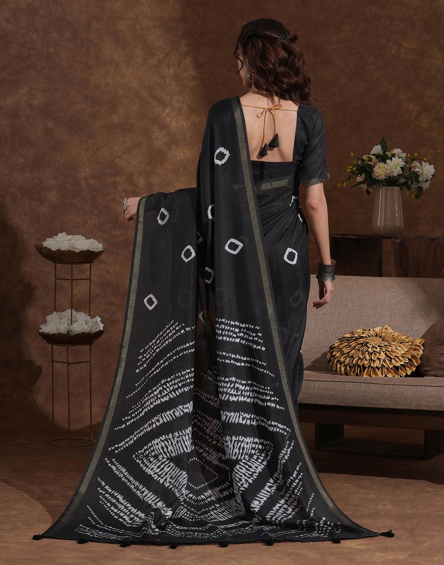 Black Silk Printed Saree - Image 6