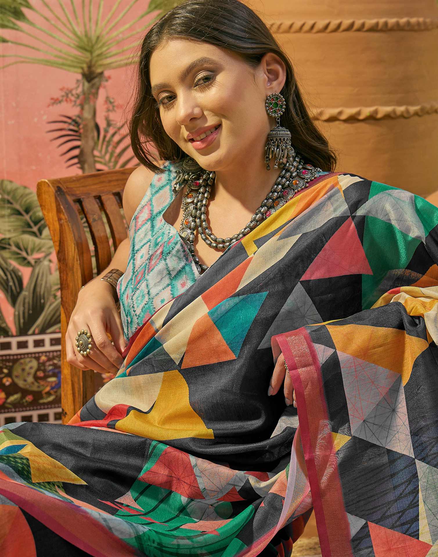 Black Silk Printed Saree - Image 5