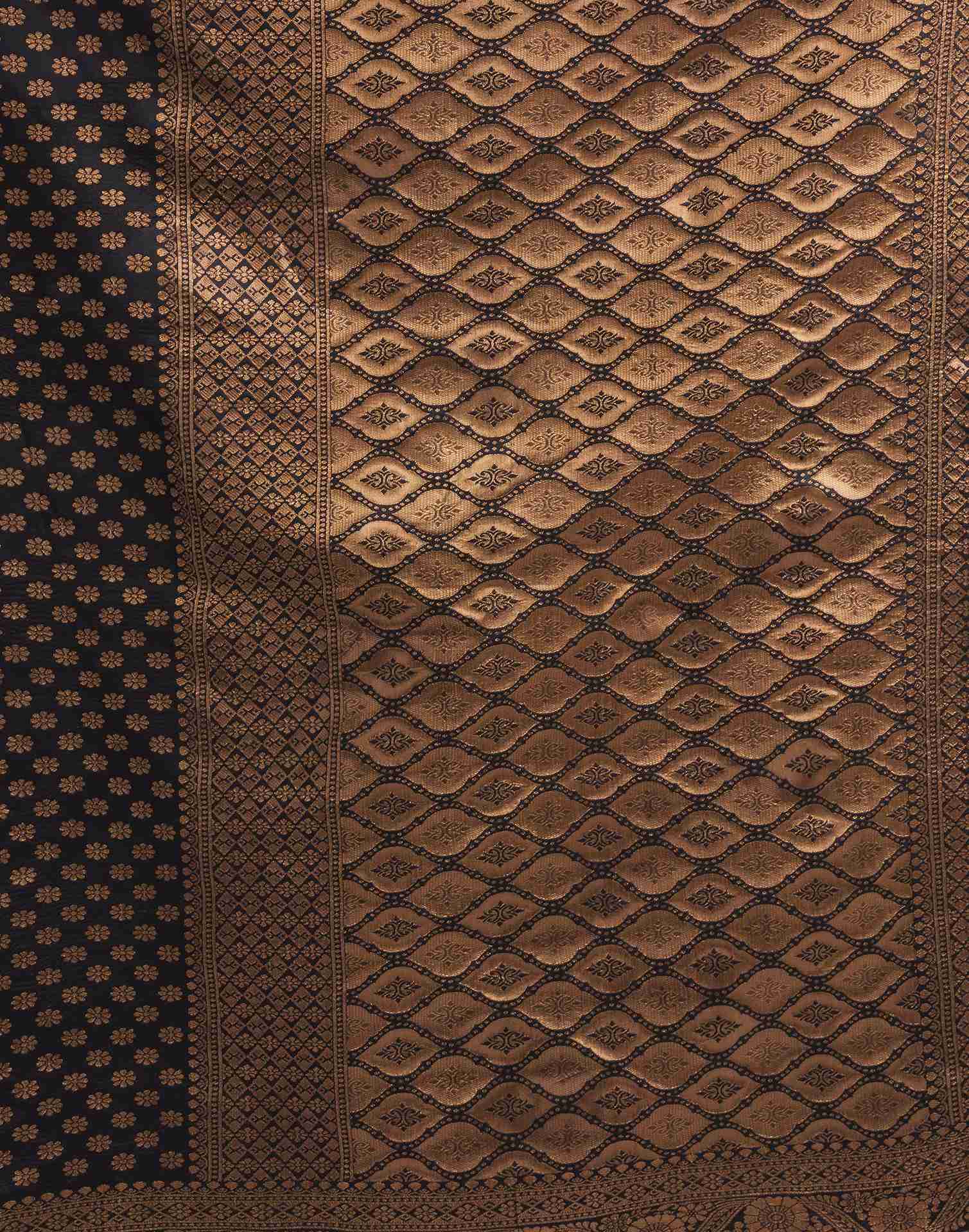 Royal Black Silk Woven Banarasi Saree - Image 7