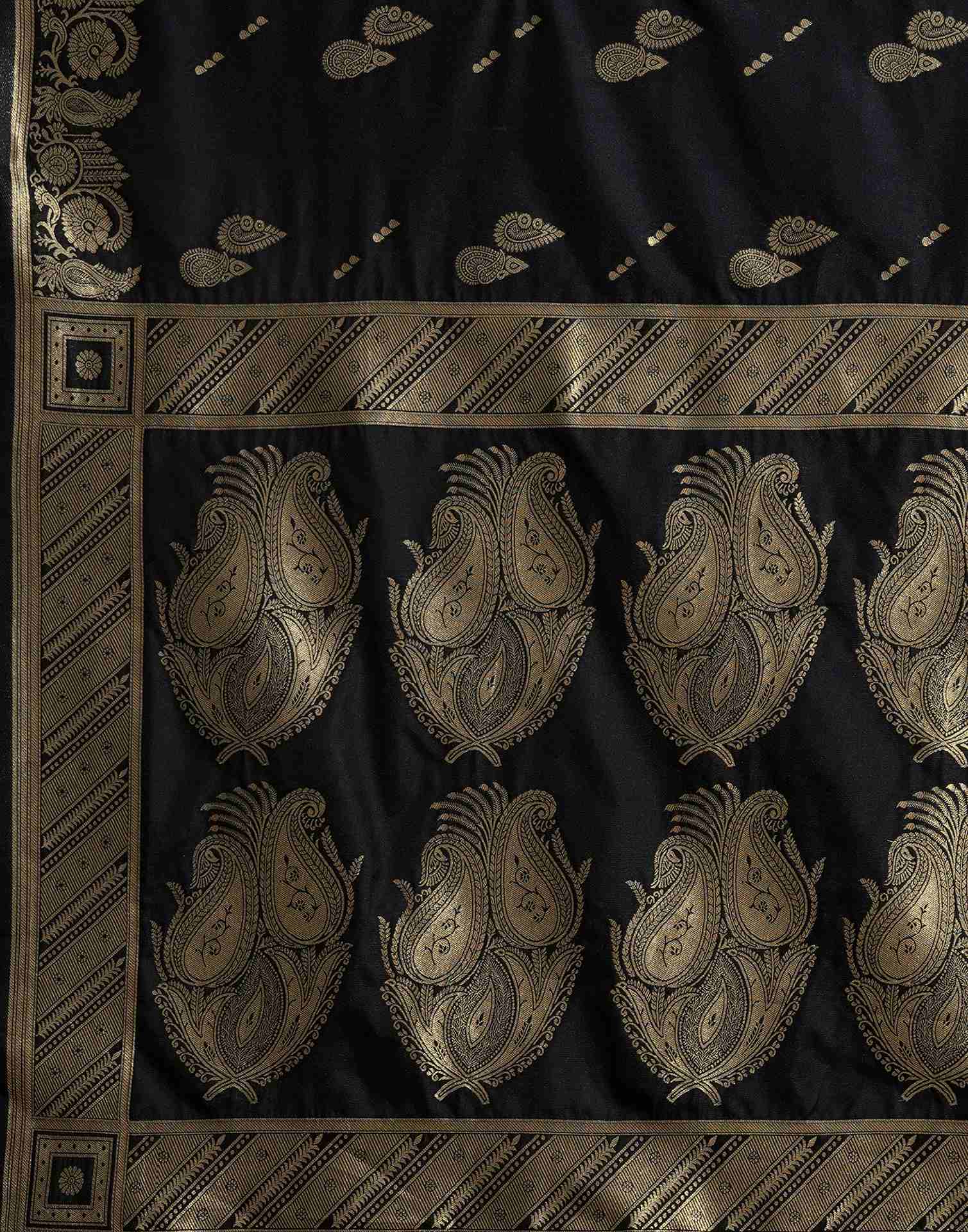 Black Silk Woven Banarasi Saree - Image 8