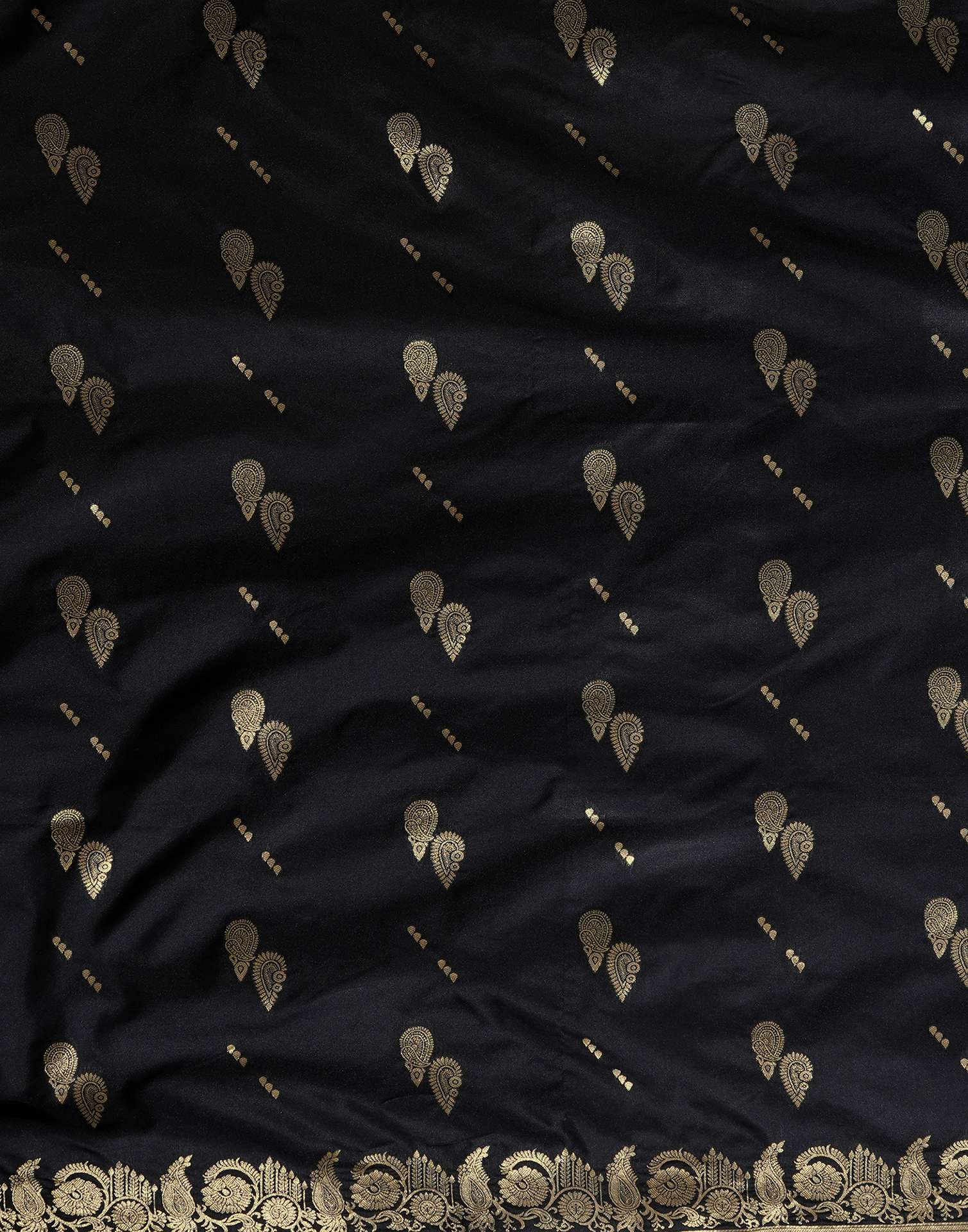 Black Silk Woven Banarasi Saree - Image 9