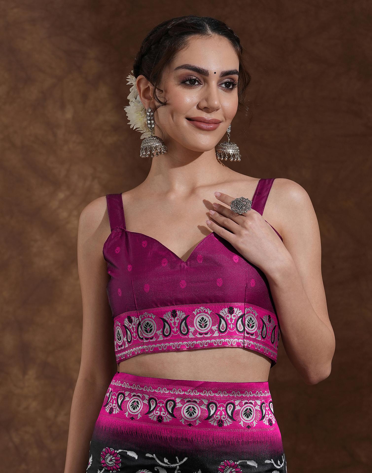Black Silk Woven Banarasi Saree - Image 7