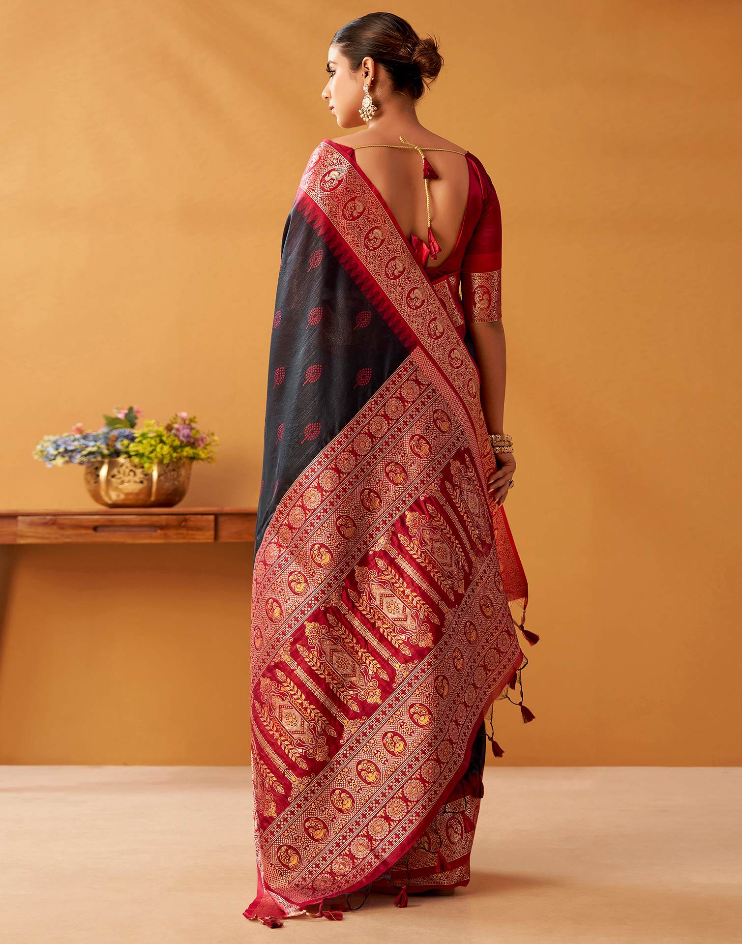 Black Silk Woven Kanjivaram Saree - Image 6