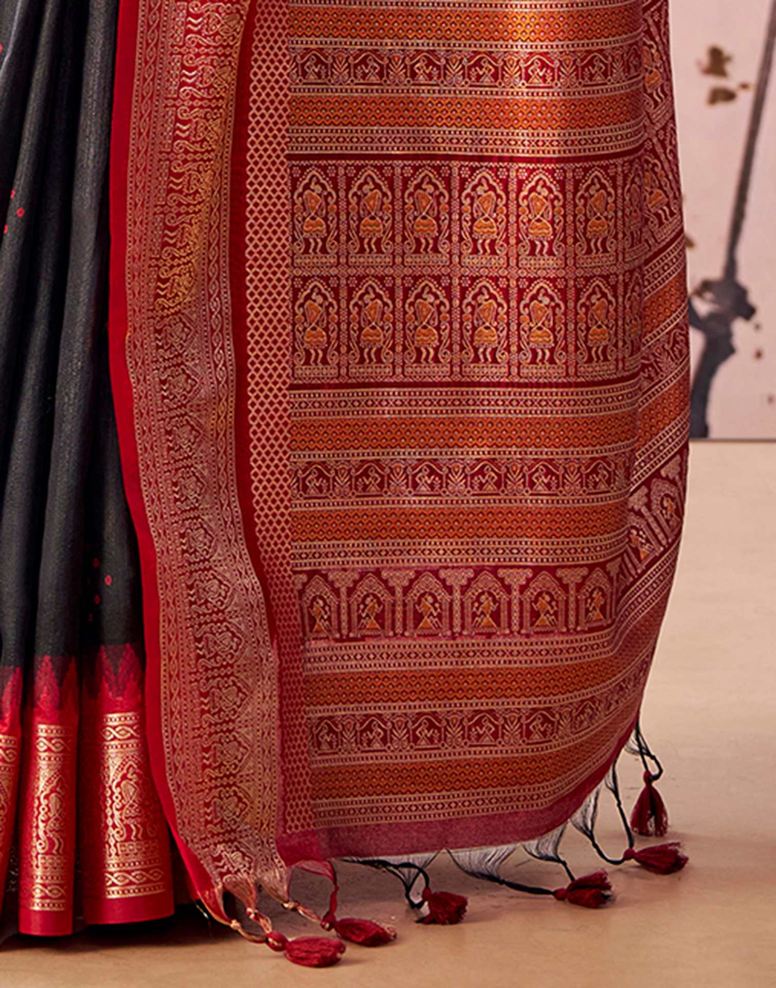 Black Tussar Silk Woven Kanjivaram Saree - Image 7
