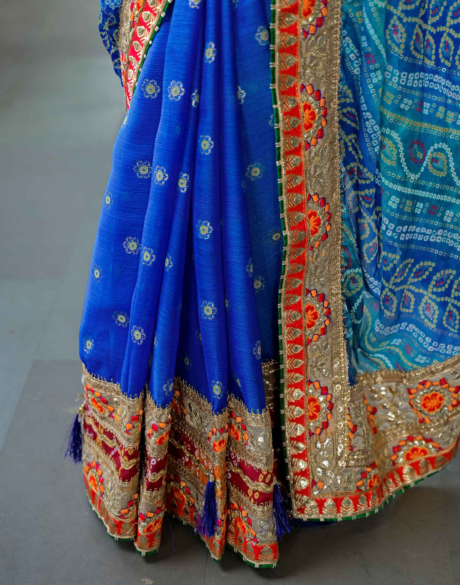 Blue Chiffon Bandhani Printed Lace Saree - Image 9