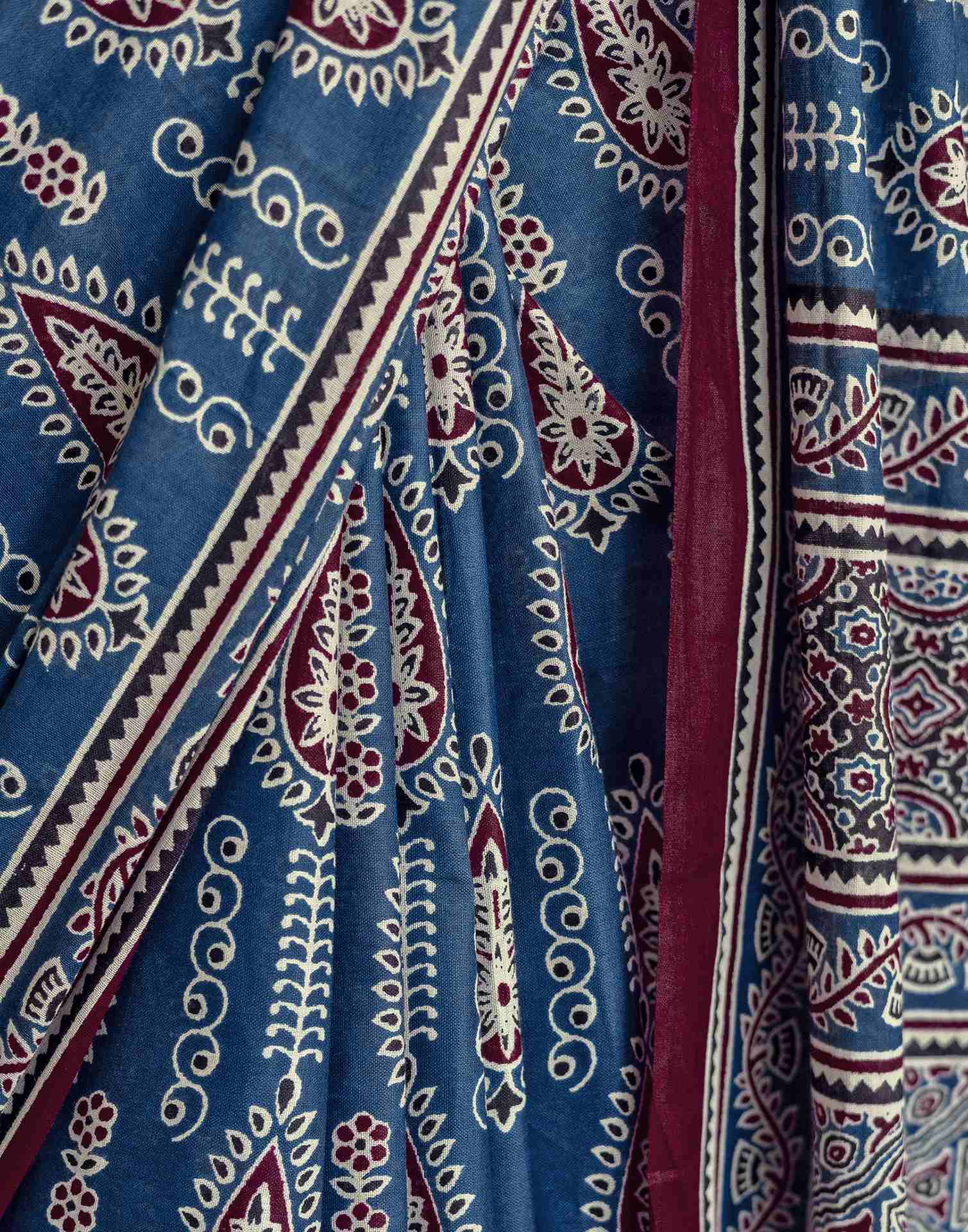 Blue Cotton Printed Saree - Image 11