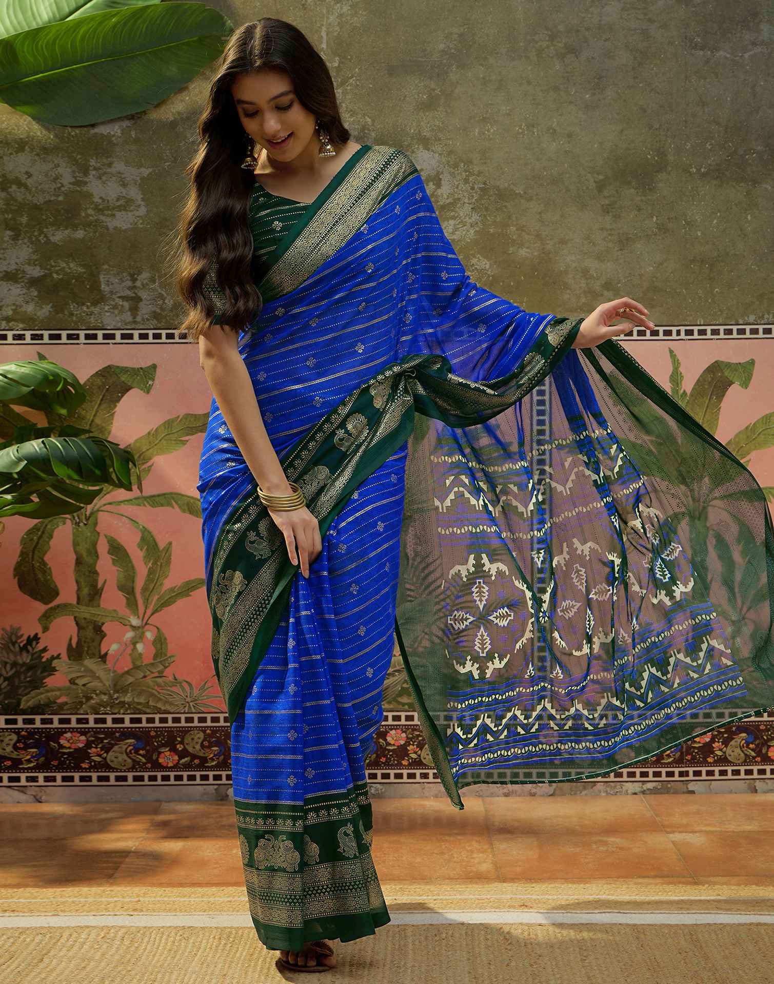 Blue Georgette Foil Printed Saree - Image 5