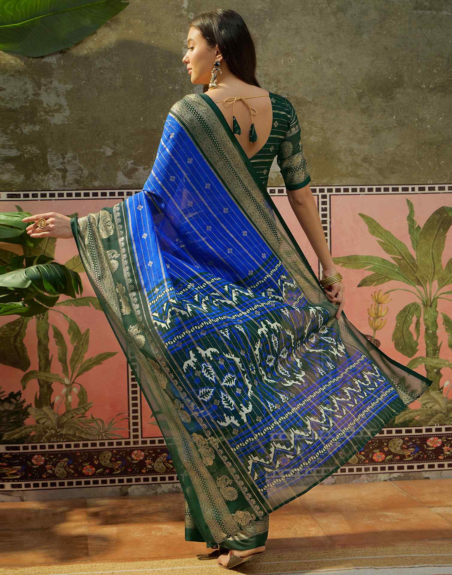 Blue Georgette Foil Printed Saree - Image 6