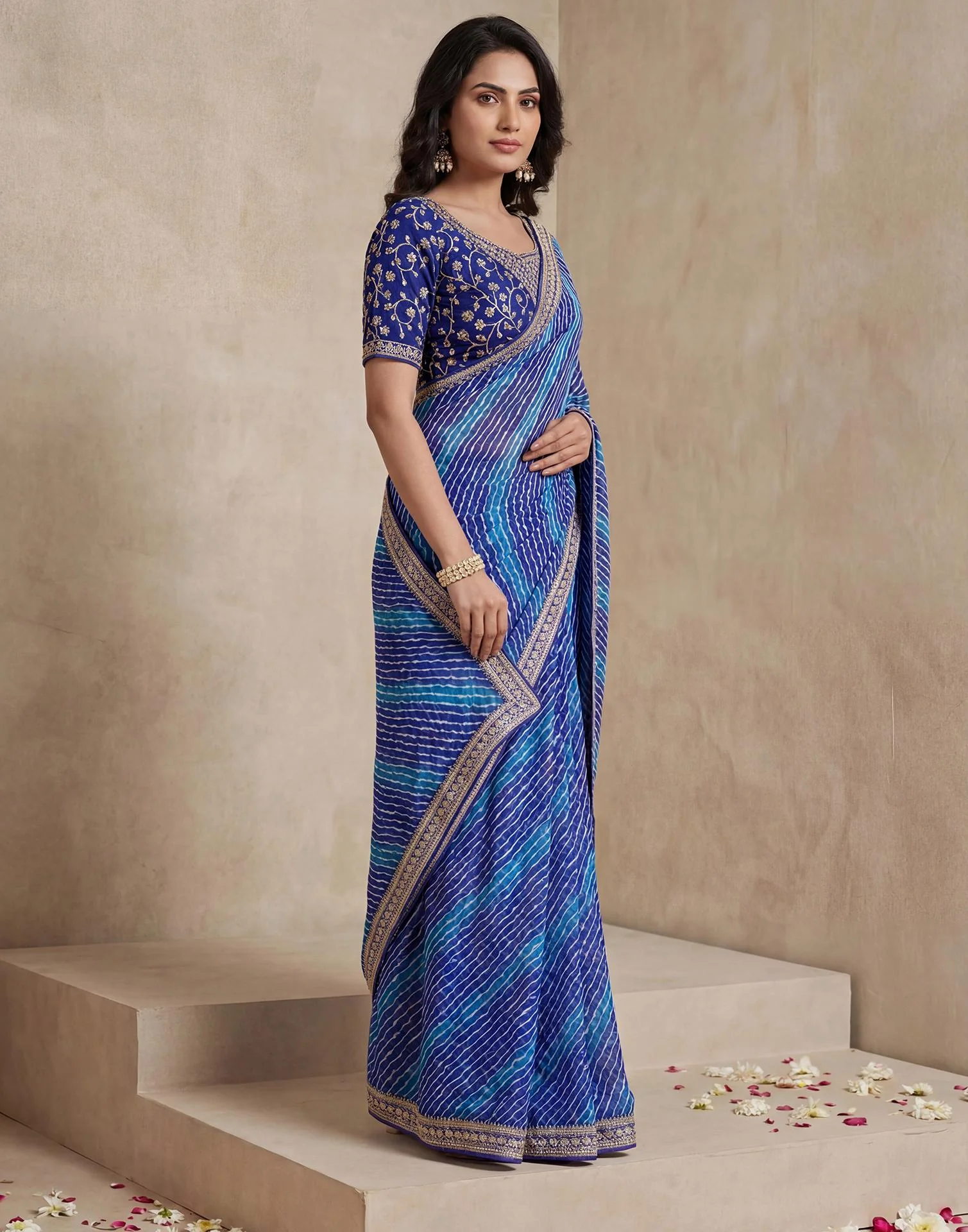 Blue Georgette Laheriya Printed Saree - Image 4