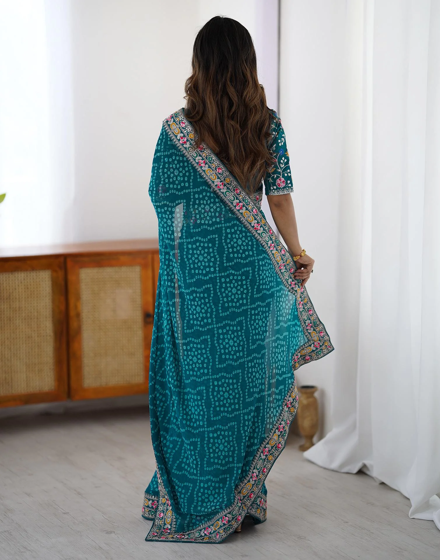 Blue Georgette Printed Bandhani Saree - Image 7
