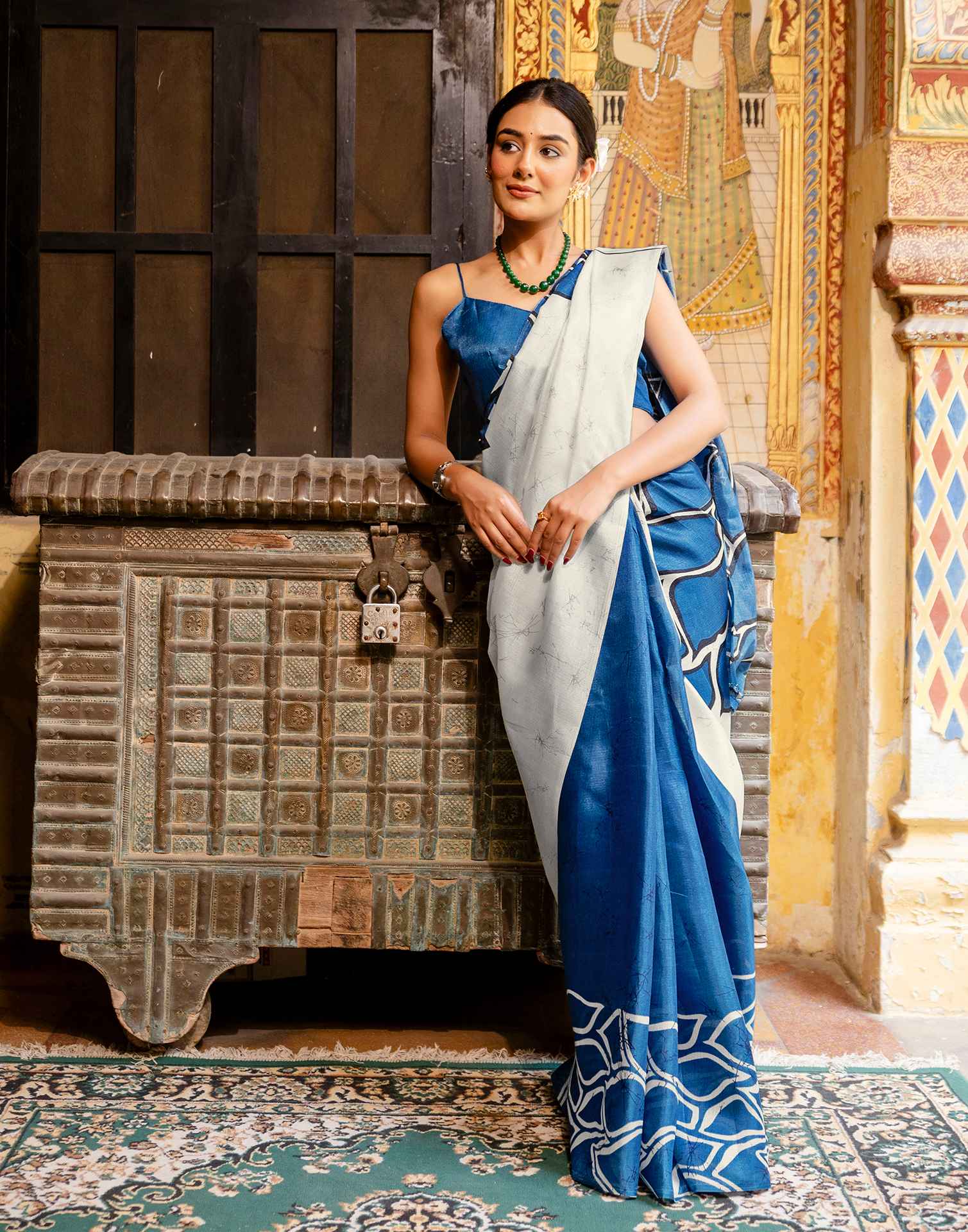 Blue Khadi Abstract Printed Saree - Image 9