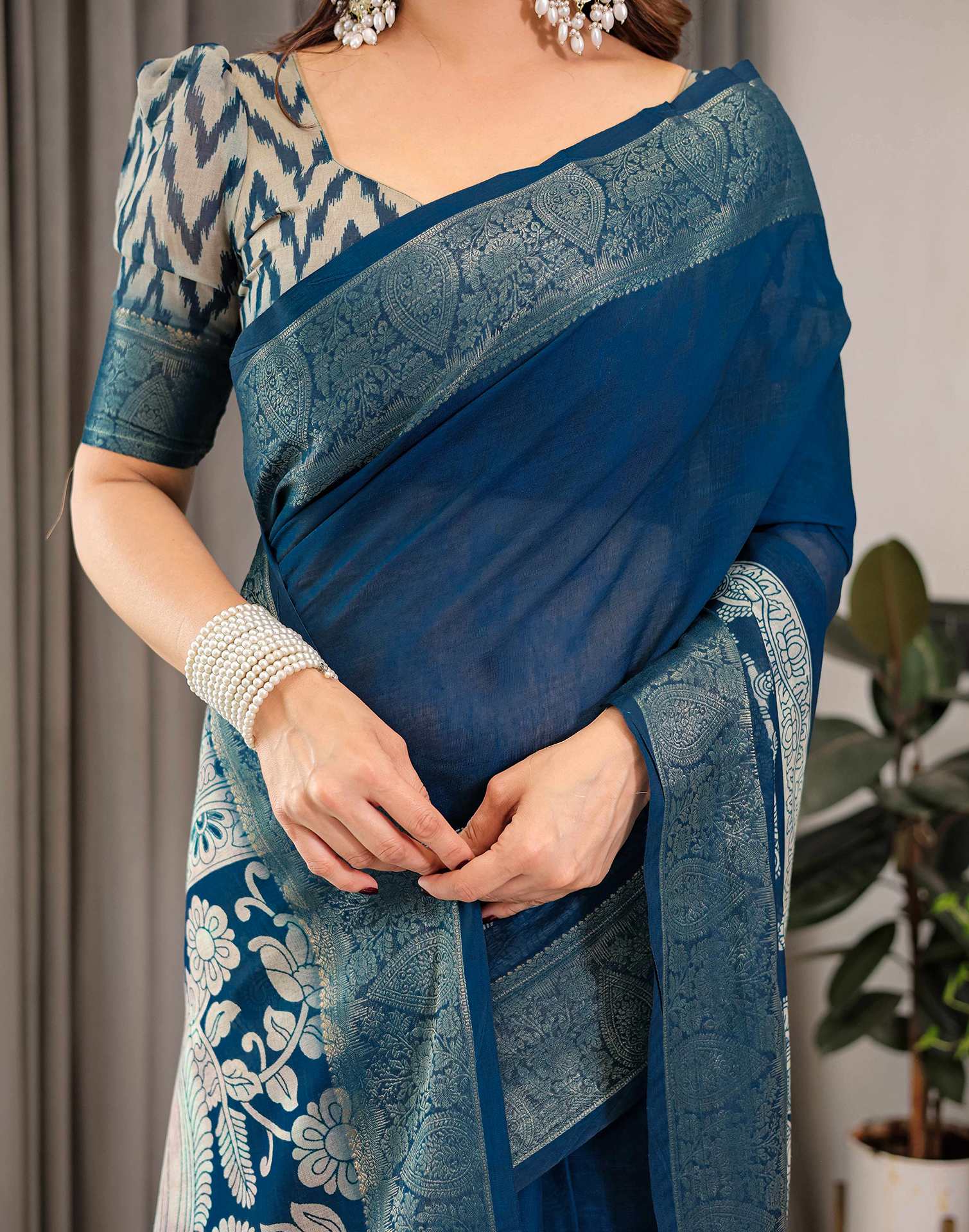 Blue Linen Printed Saree - Image 14