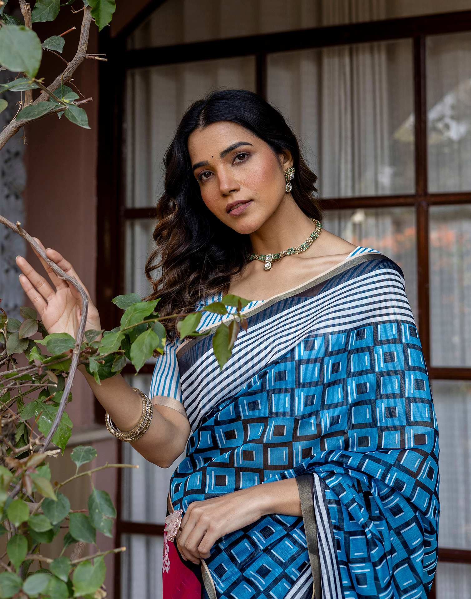 Blue Linen Printed Saree - Image 2