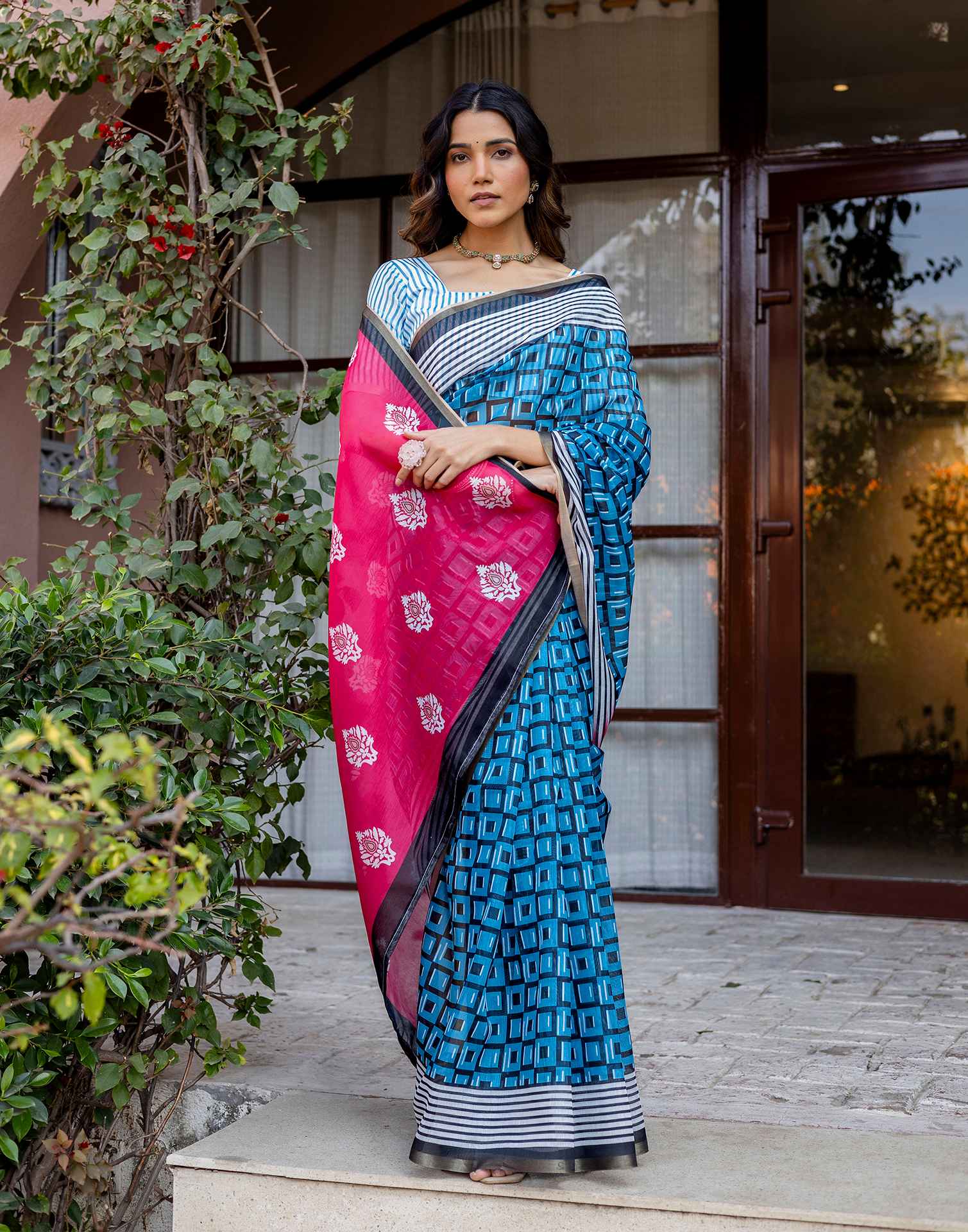 Blue Linen Printed Saree - Image 6