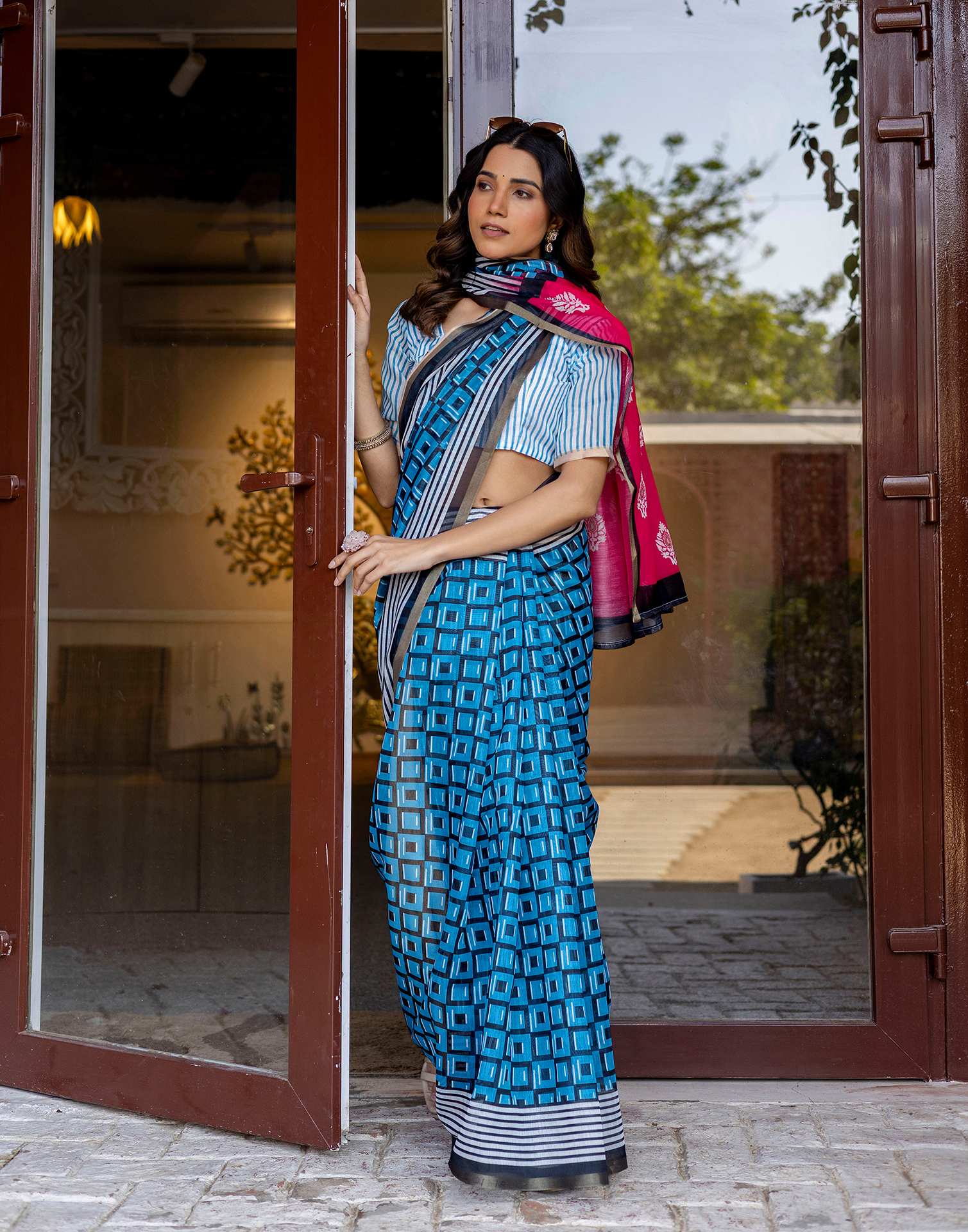 Blue Linen Printed Saree - Image 8