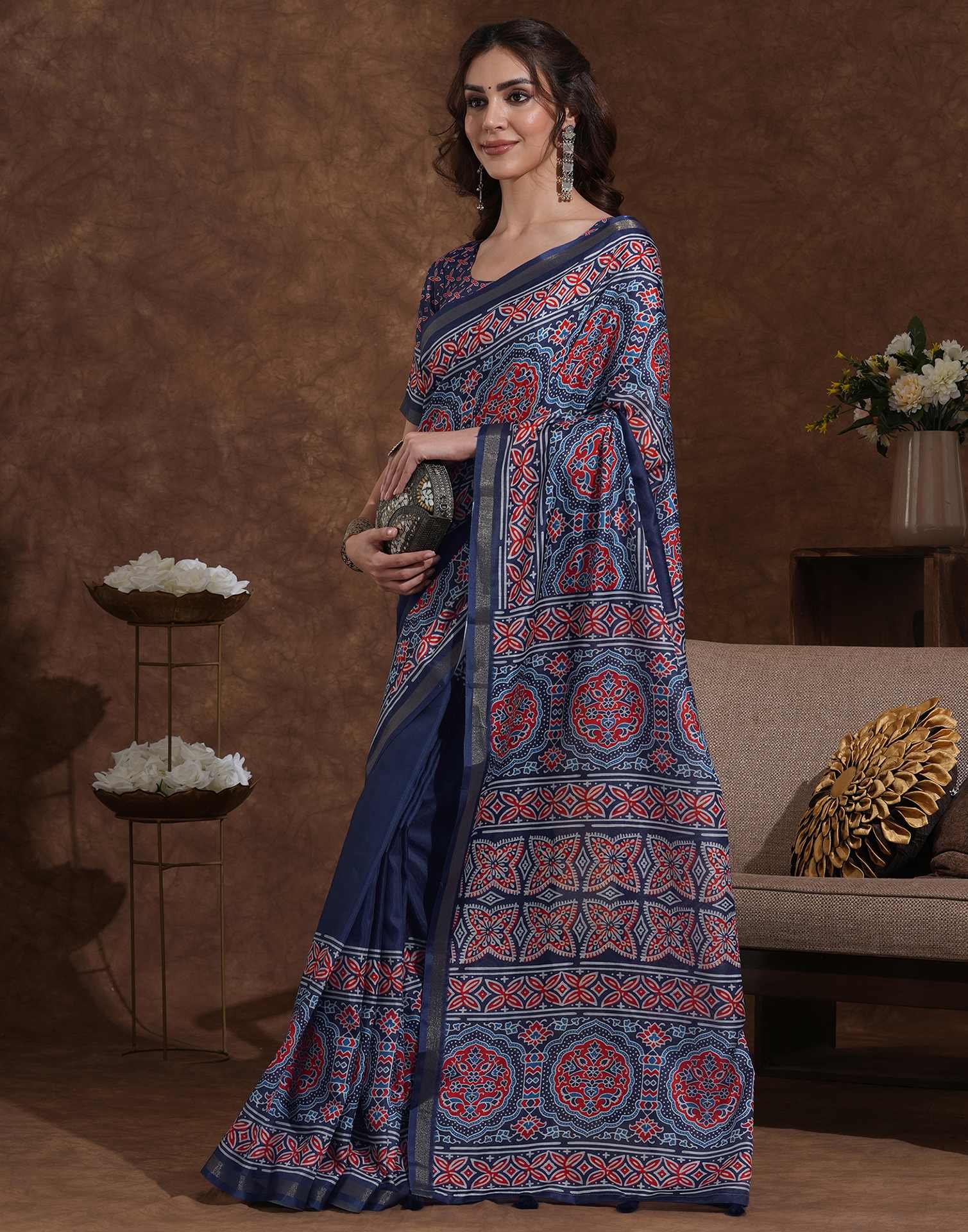 Blue Silk Printed Saree - Image 4