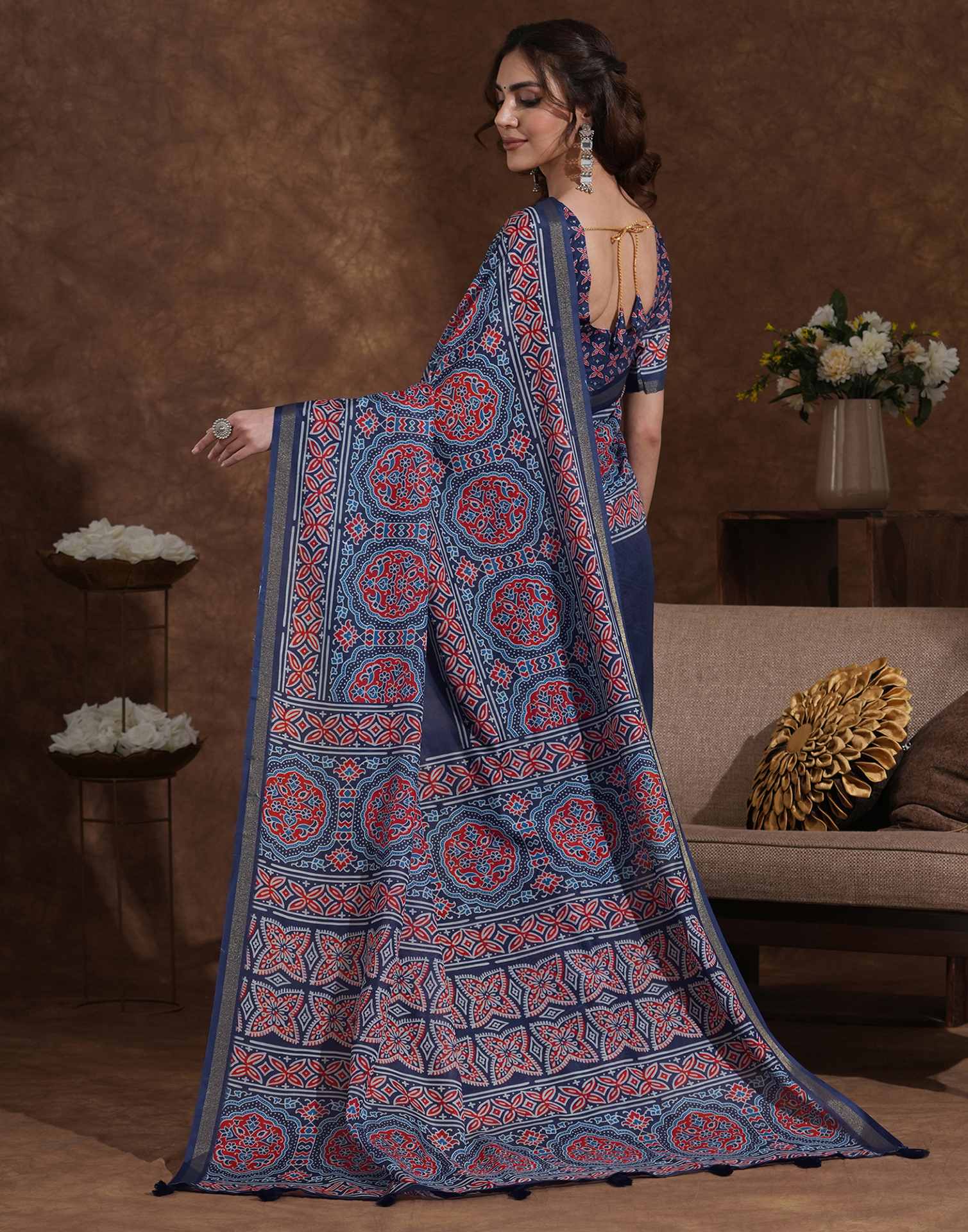 Blue Silk Printed Saree - Image 7