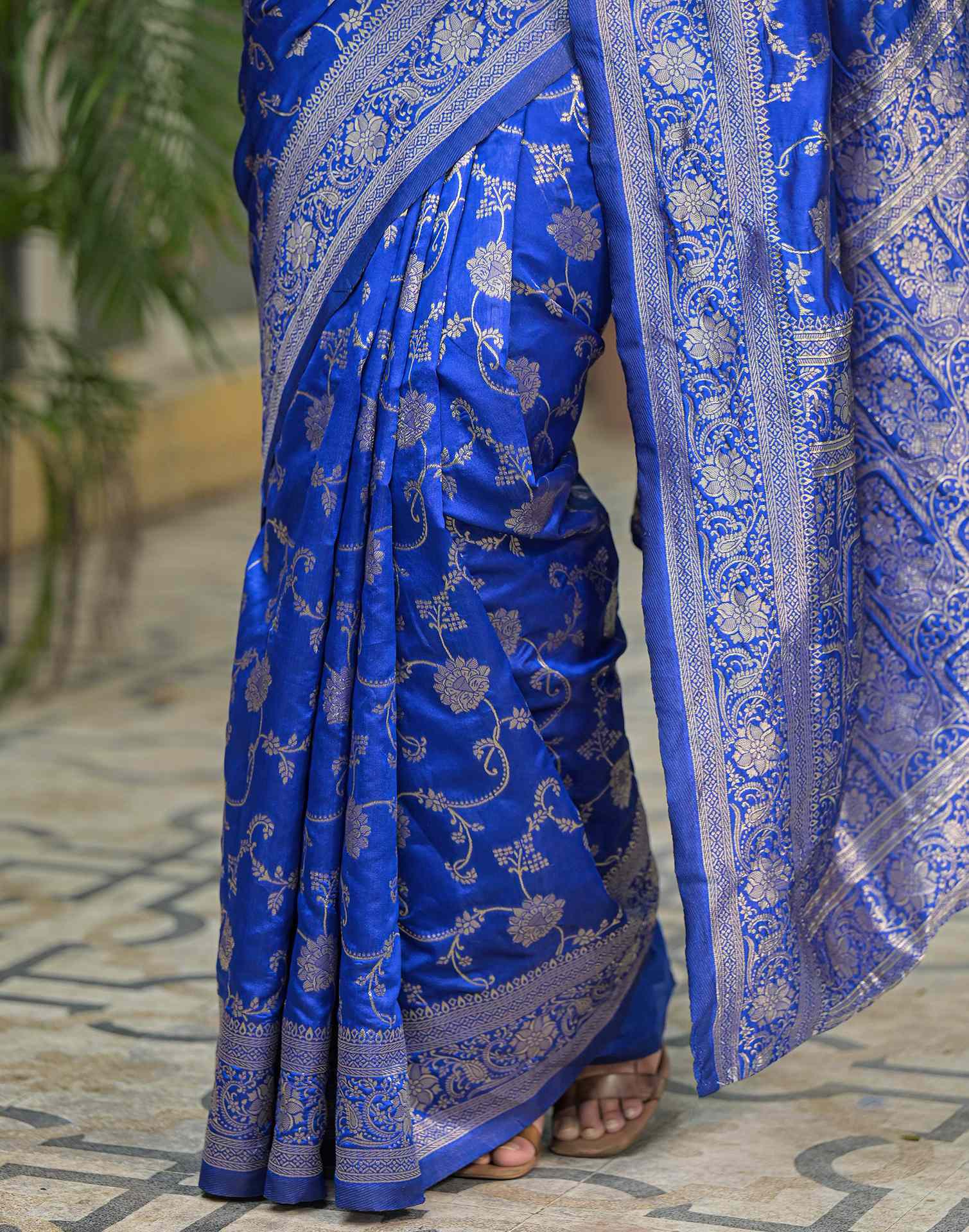 Blue Silk Woven Banarasi Saree - Image 12