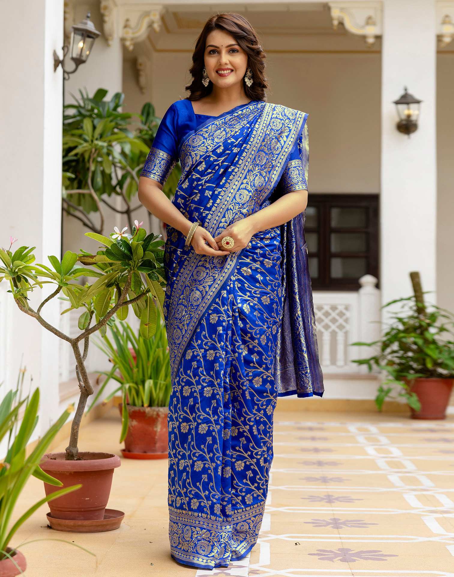 Blue Silk Woven Banarasi Saree - Image 10