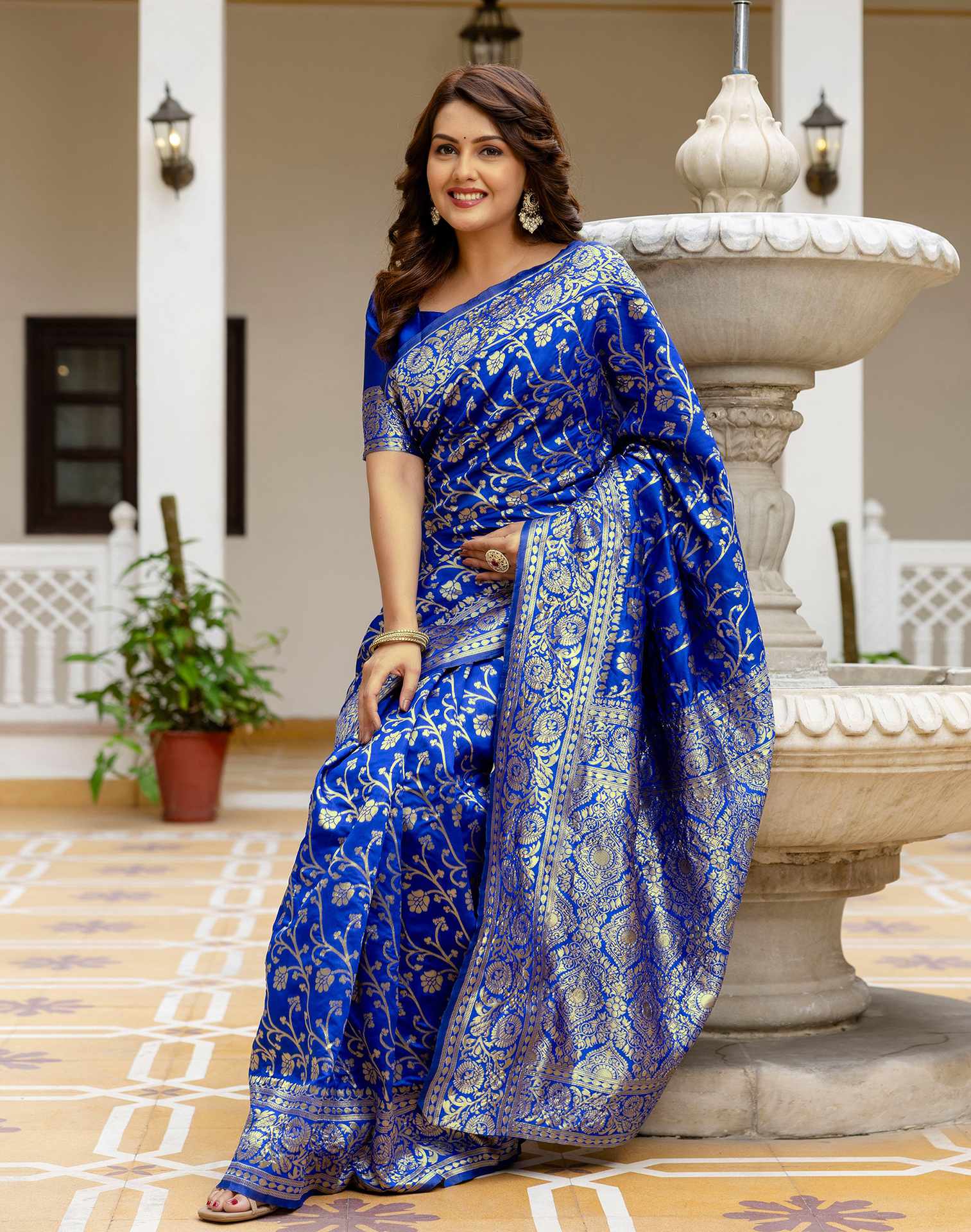 Blue Silk Woven Banarasi Saree - Image 11