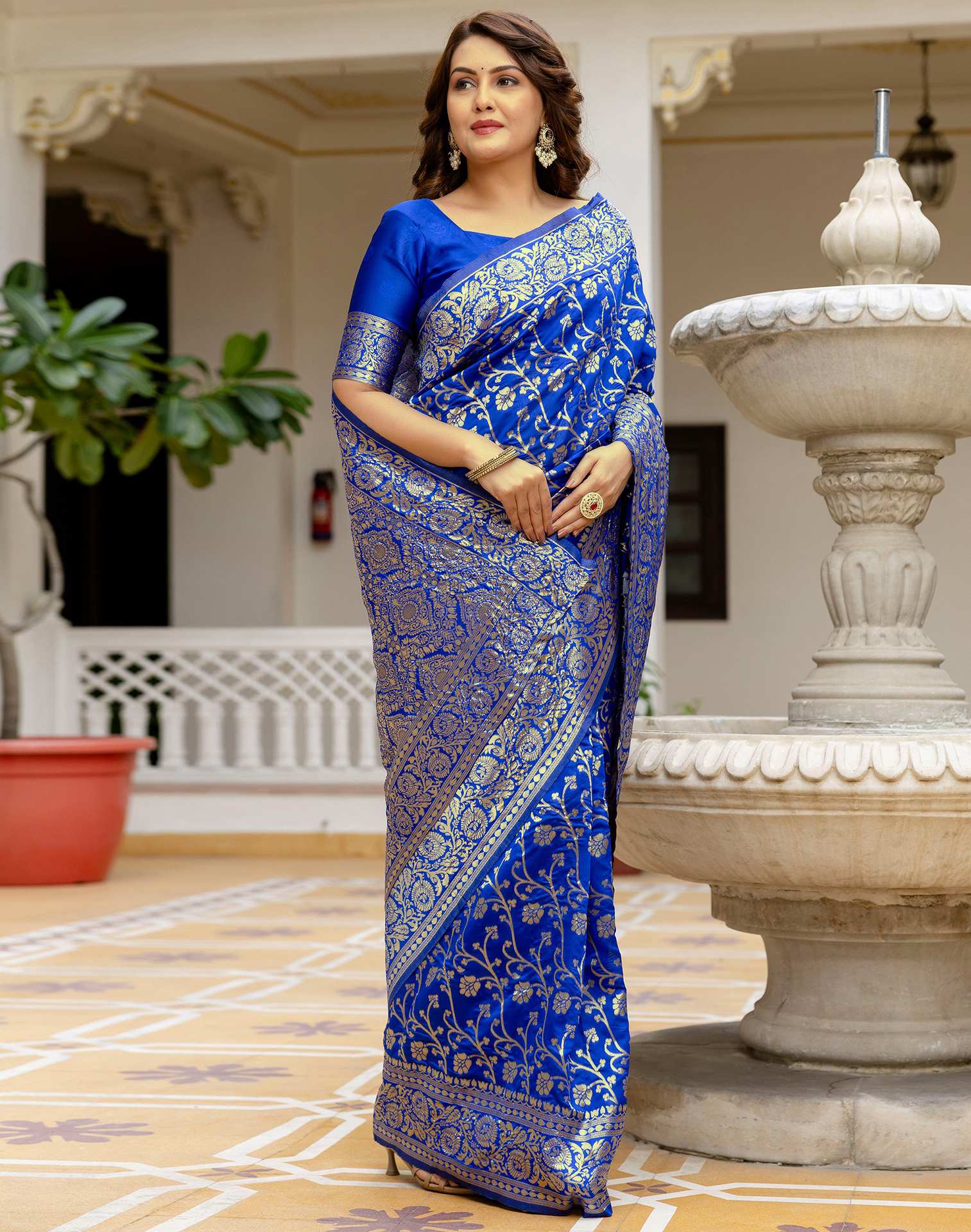 Blue Silk Woven Banarasi Saree - Image 7