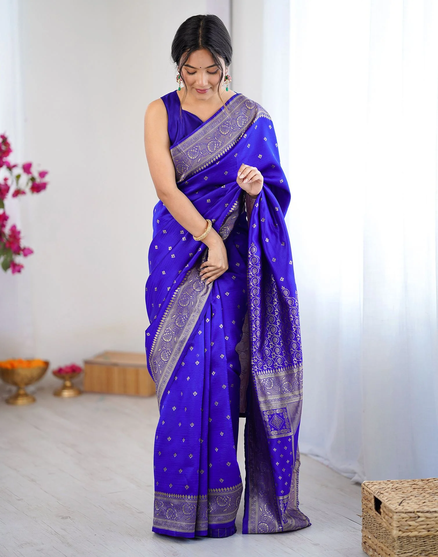 Blue Silk Woven Banarasi Saree - Image 10