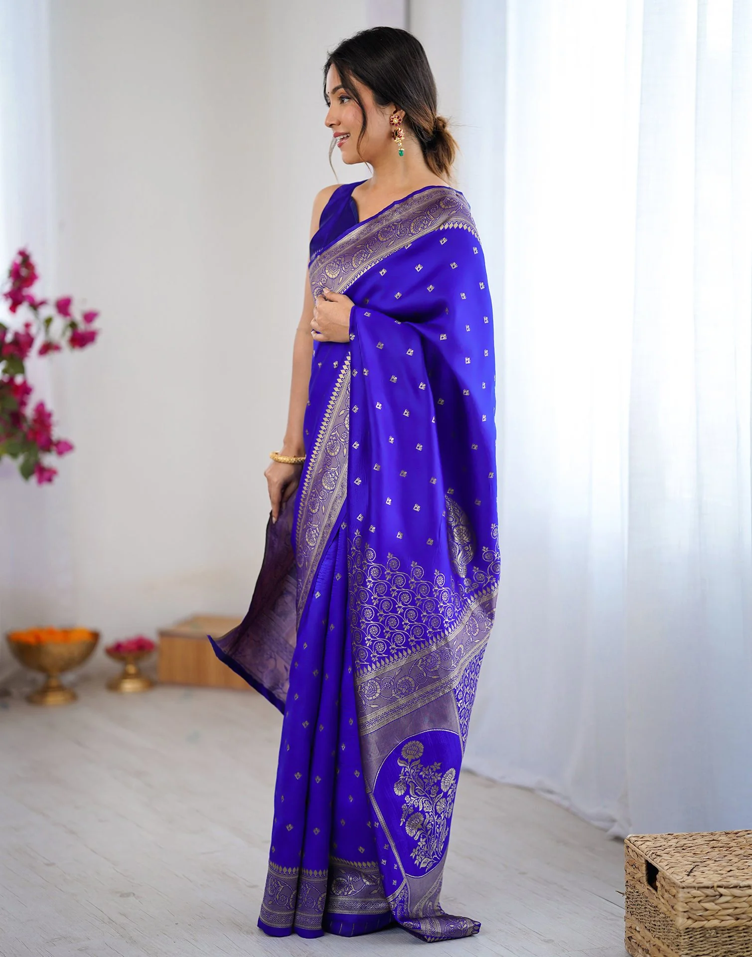 Blue Silk Woven Banarasi Saree - Image 6